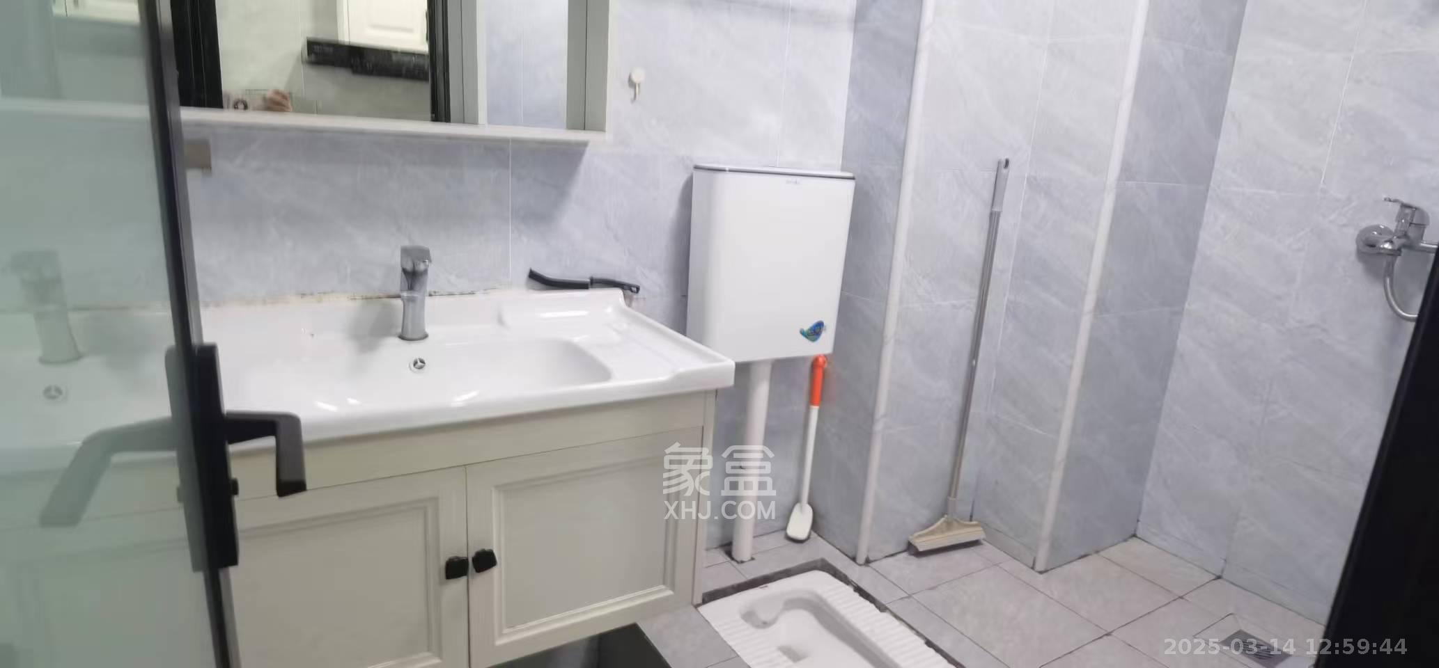 海伦春天  1室1厅1卫   1400.00元/月室内图
