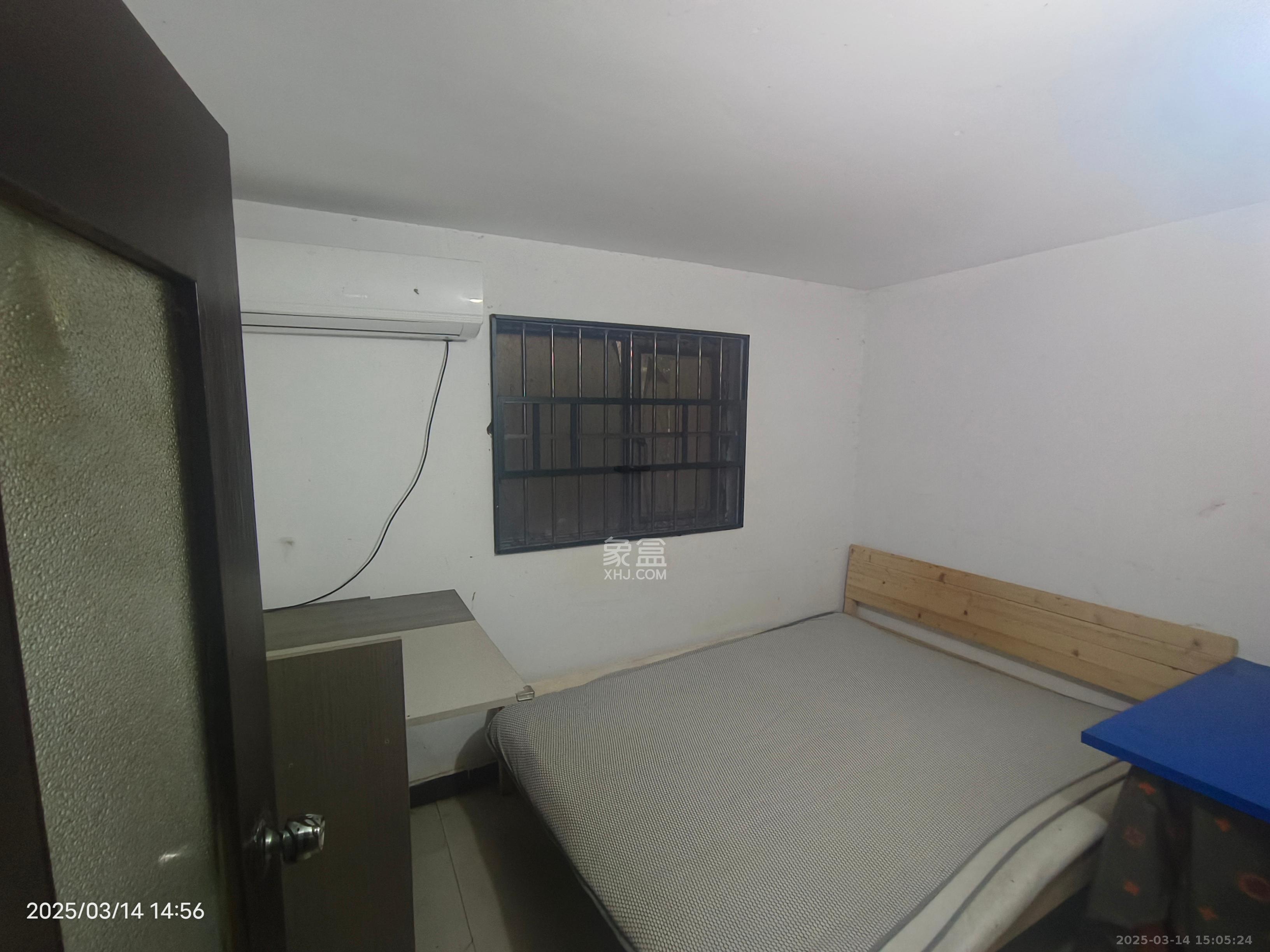 东方新城 1室0厅1卫 1300.0元/月 东方新城 1室0厅1卫 1300.0元/月室内图