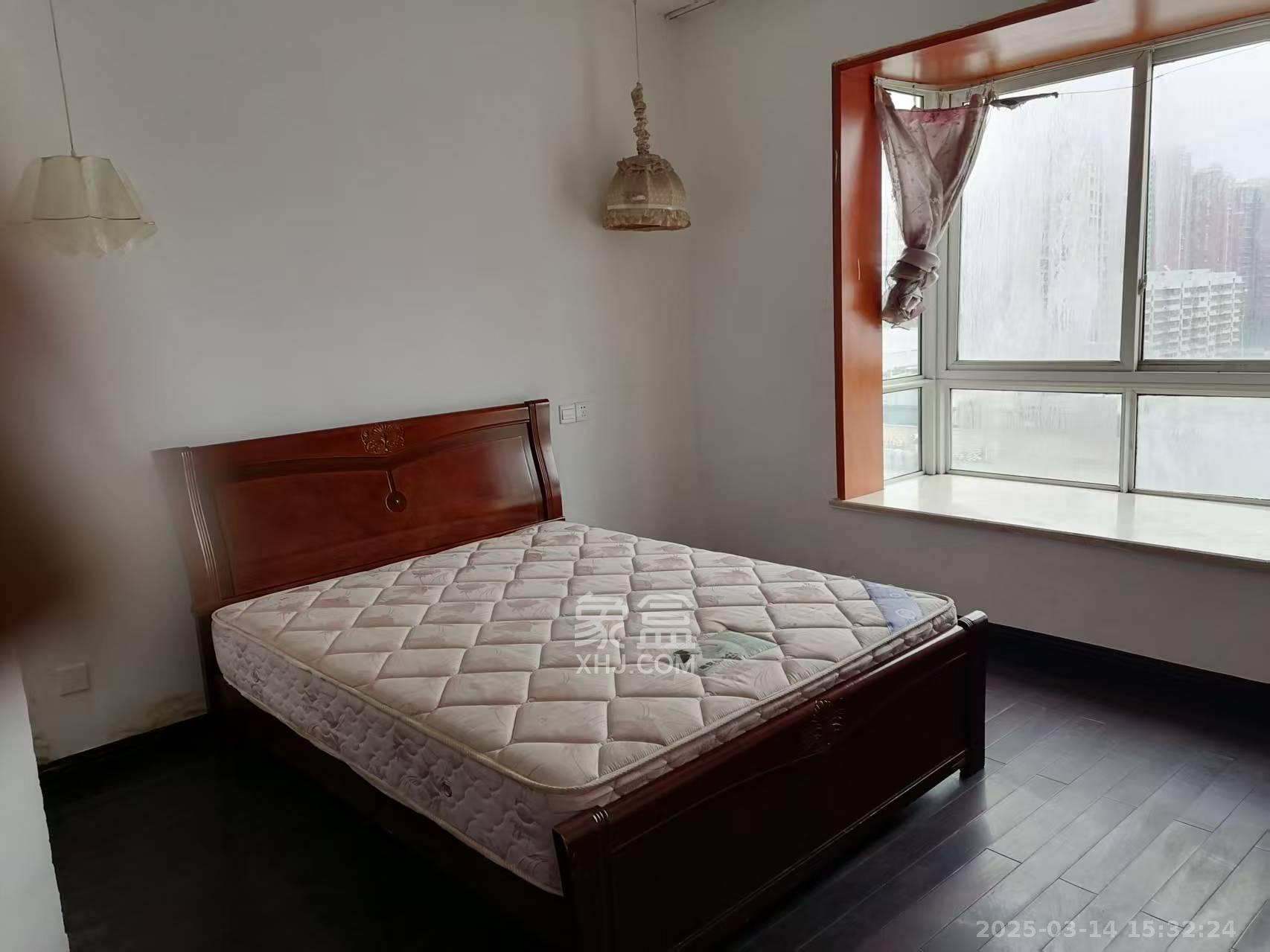 楚天家园 5室2厅1卫 10000.0元/月 楚天家园 5室2厅1卫 10000.0元/月室内图