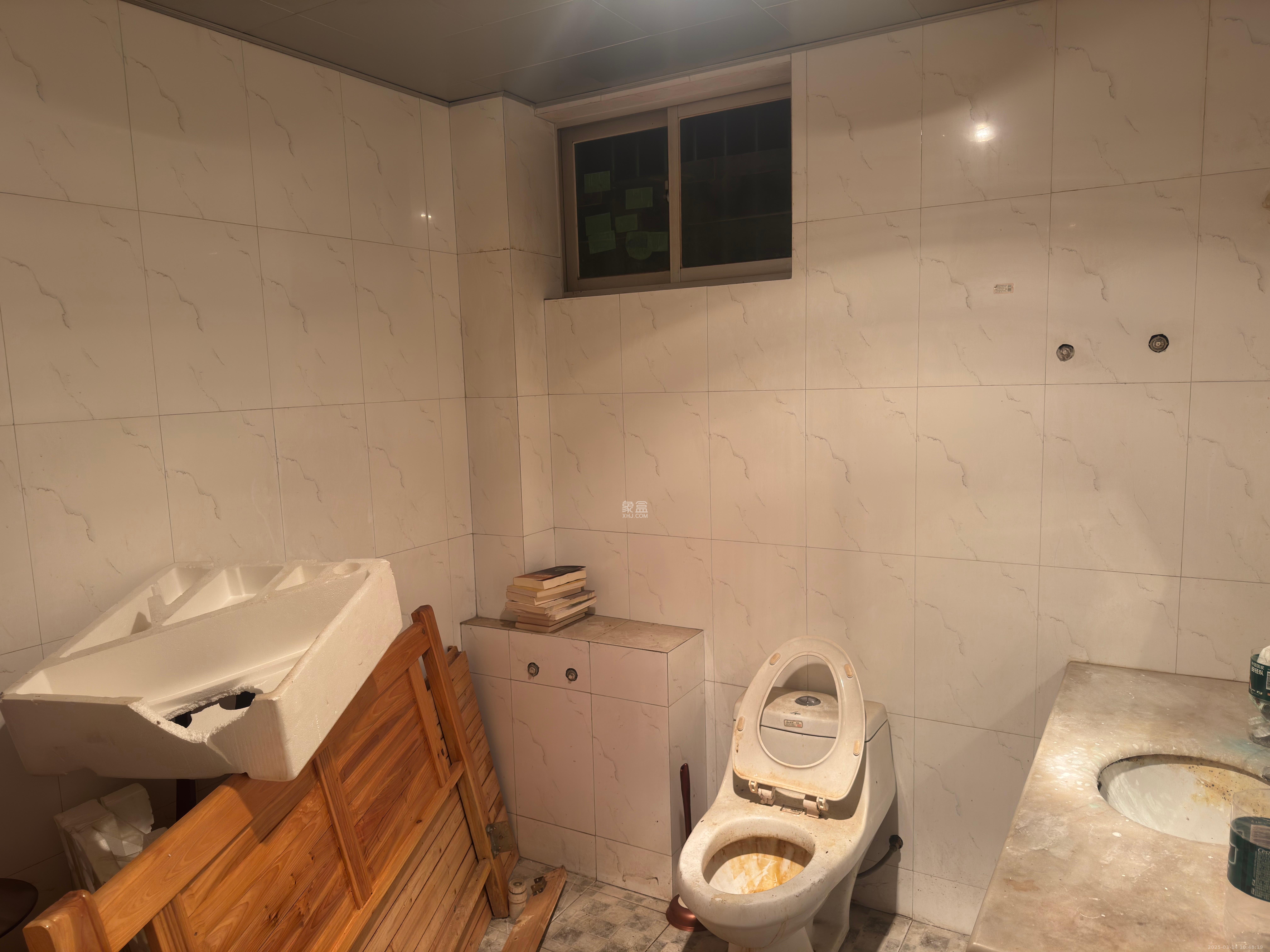 中南汽车世界 3室2厅1卫 1200.0元/月 中南汽车世界 3室2厅1卫 1200.0元/月室内图