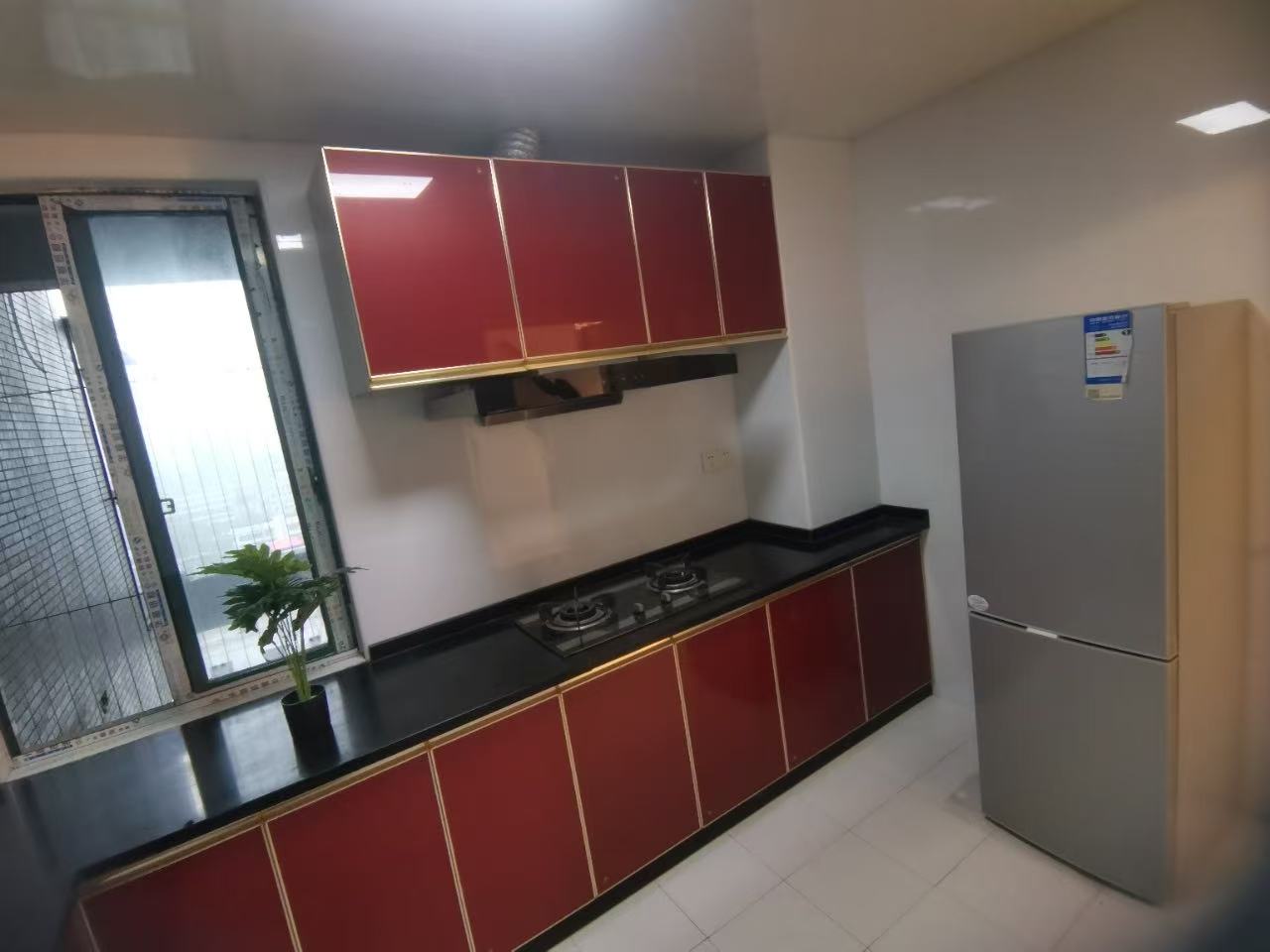 长河广场(待清理) 3室2厅2卫 2800.0元/月 长河广场(待清理) 3室2厅2卫 2800.0元/月室内图