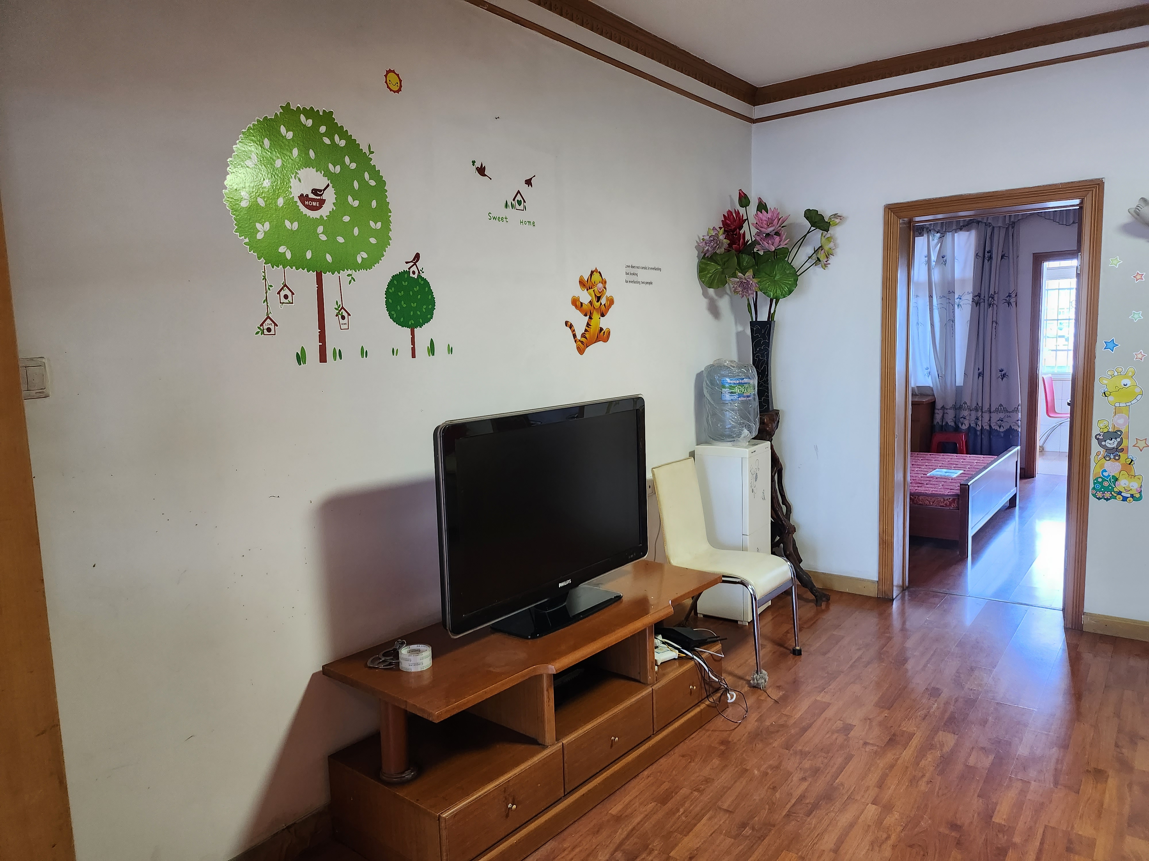 民政局家属楼  3室2厅1卫    1500.0元/月室内图