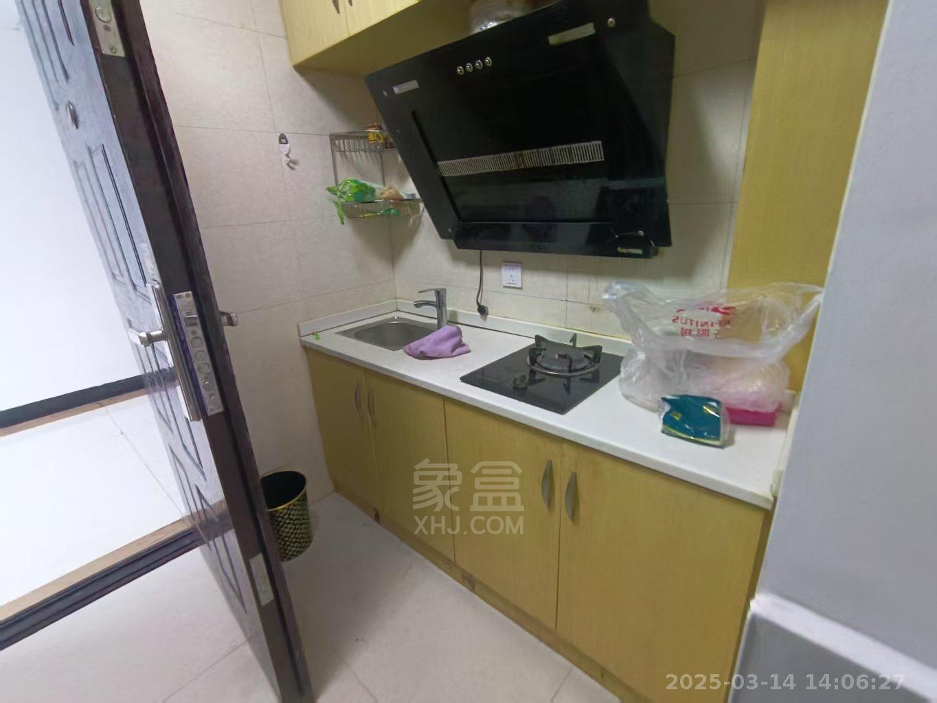 慈善大厦  1室1厅1卫    1200.0元/月 慈善大厦  1室1厅1卫    1200.0元/月室内图