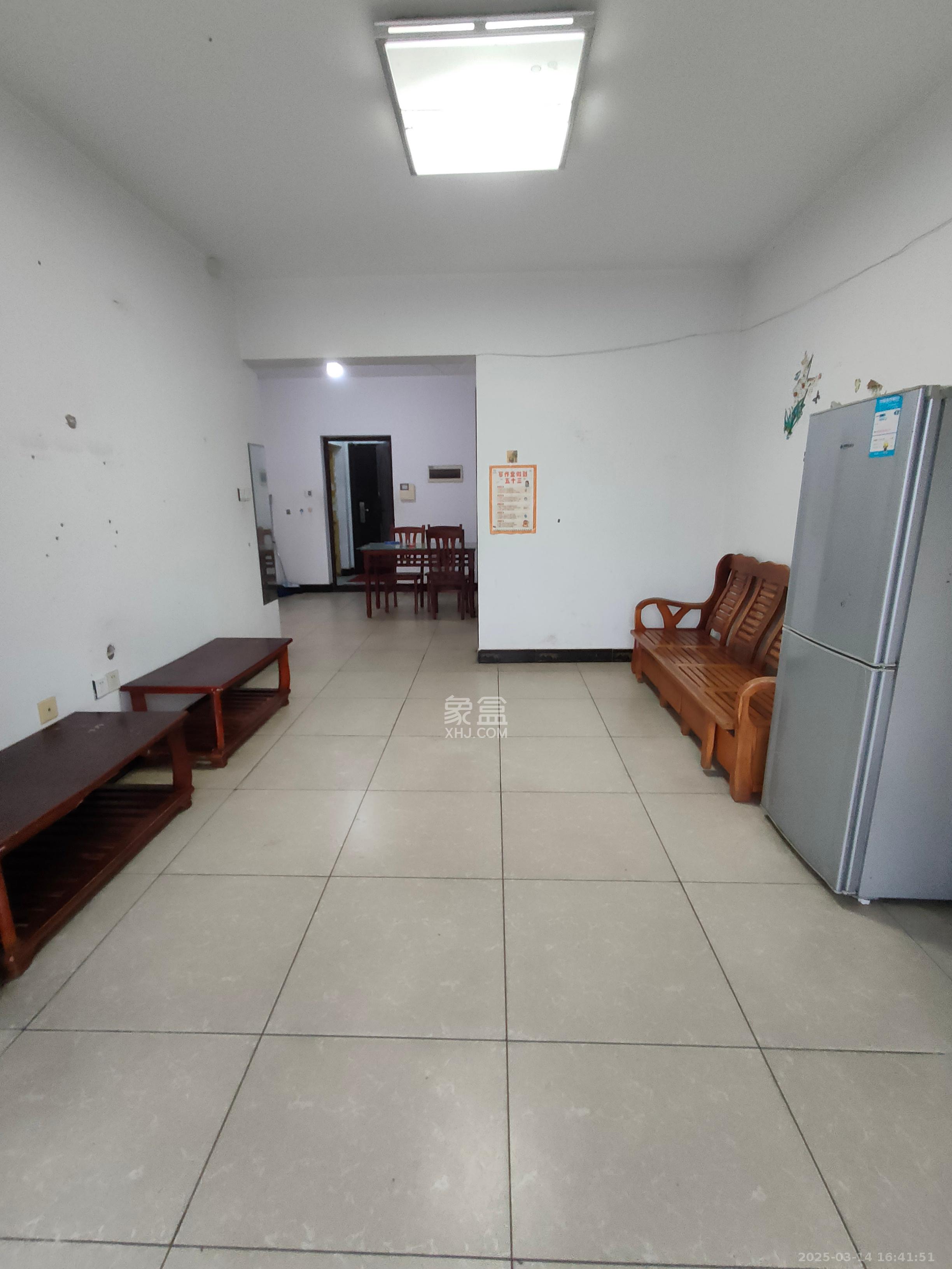 爵士湘 2室2厅1卫 1400.0元/月 爵士湘 2室2厅1卫 1400.0元/月室内图