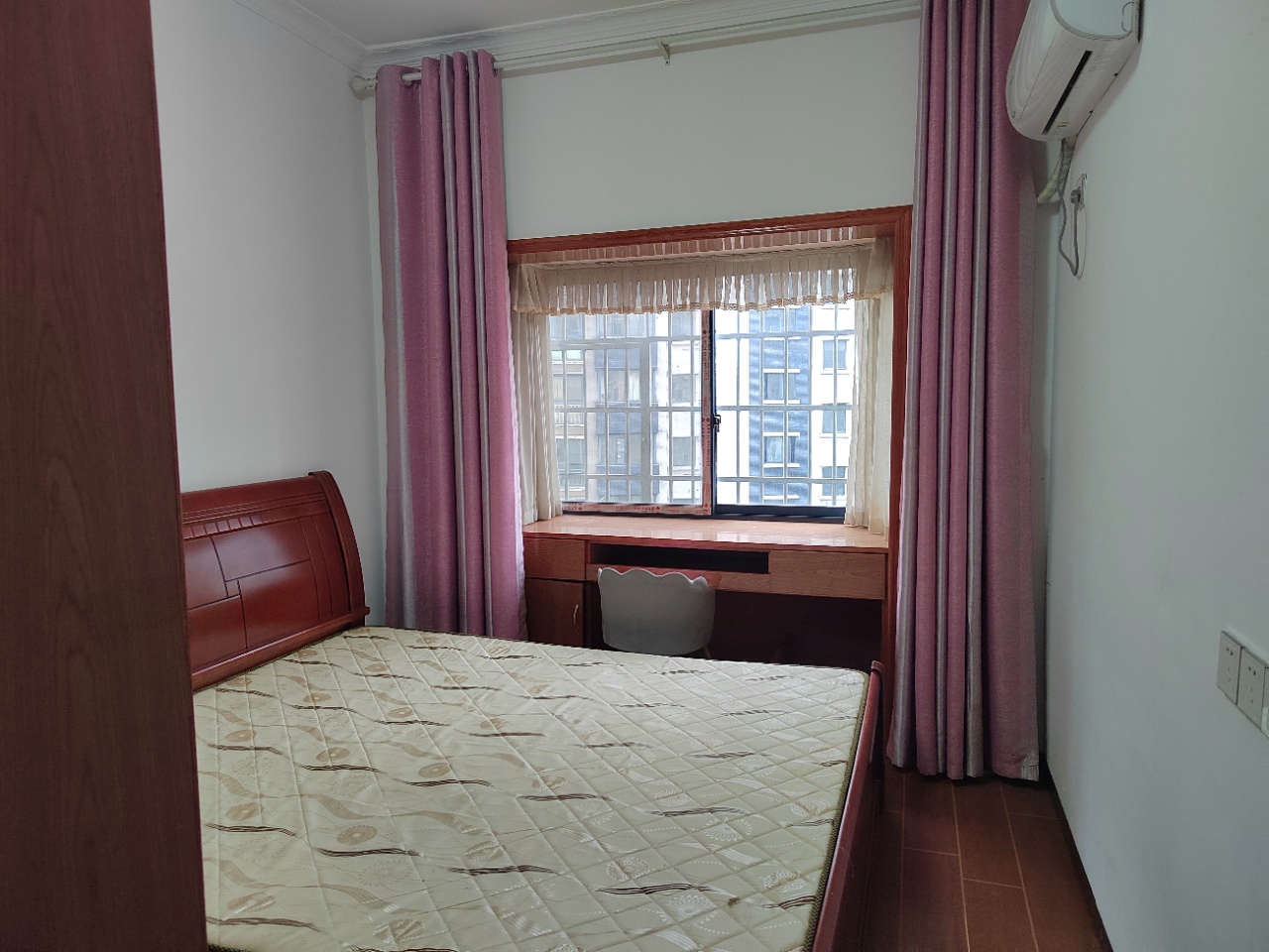 世纪嘉苑 3室2厅2卫 1800.0元/月 世纪嘉苑 3室2厅2卫 1800.0元/月室内图