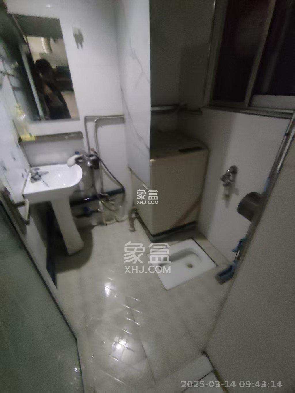 省建苑小区  1室1厅1卫    1000.0元/月 省建苑小区  1室1厅1卫    1000.0元/月室内图