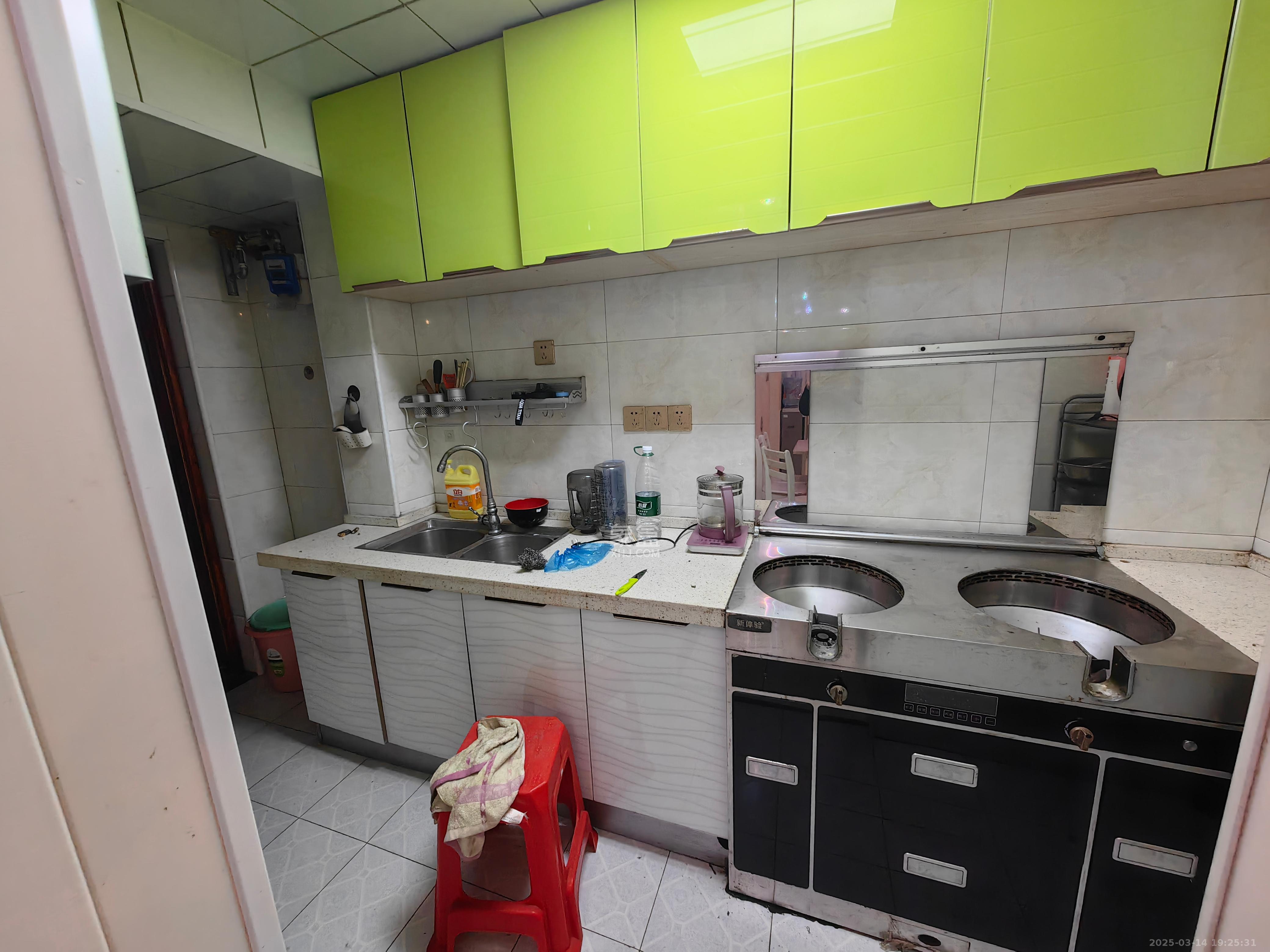 佳兆业君汇上品 3室2厅1卫 1600.0元/月 佳兆业君汇上品 3室2厅1卫 1600.0元/月室内图