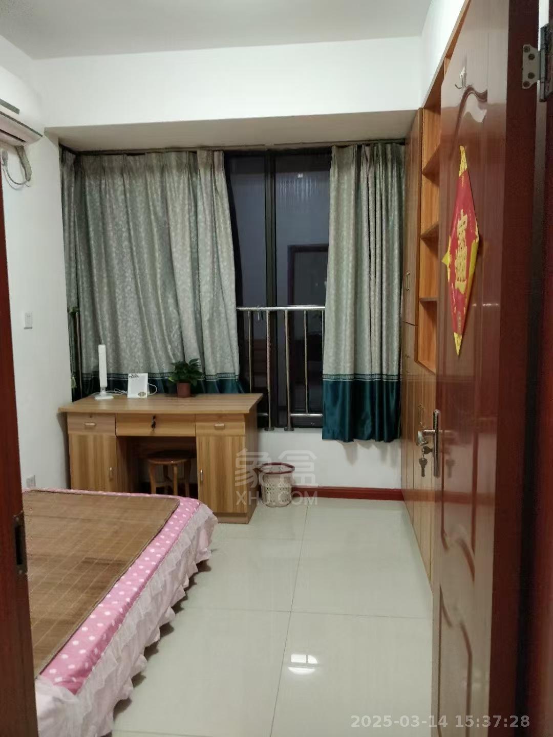 金轮翡翠名园 3室2厅1卫 1800.0元/月 金轮翡翠名园 3室2厅1卫 1800.0元/月室内图