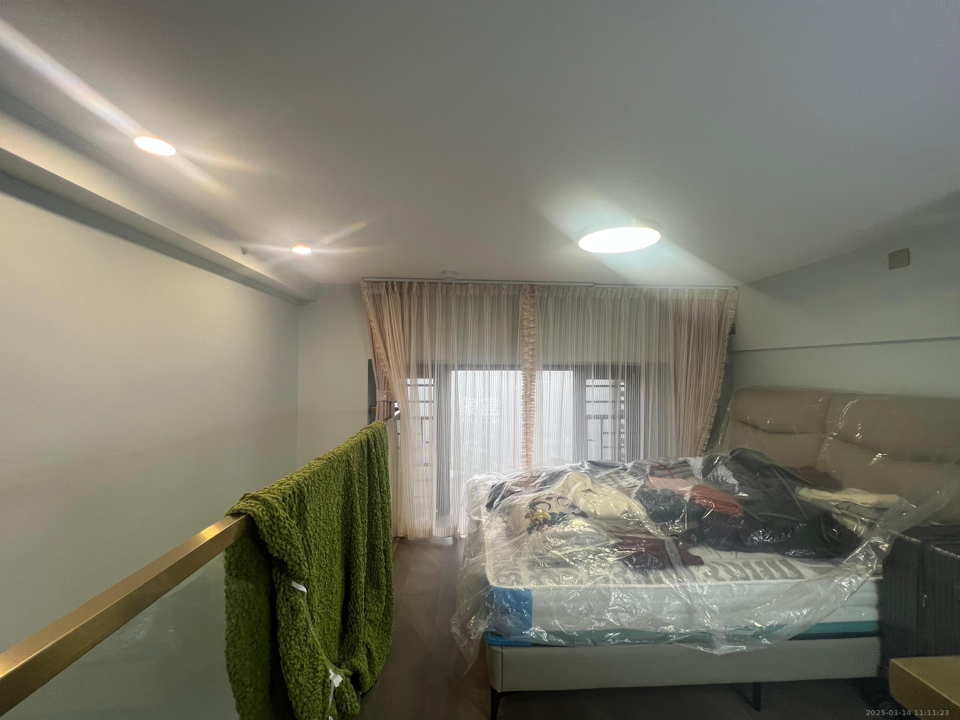 藏珑湖上公馆  1室1厅1卫    3000.0元/月 藏珑湖上公馆  1室1厅1卫    3000.0元/月室内图