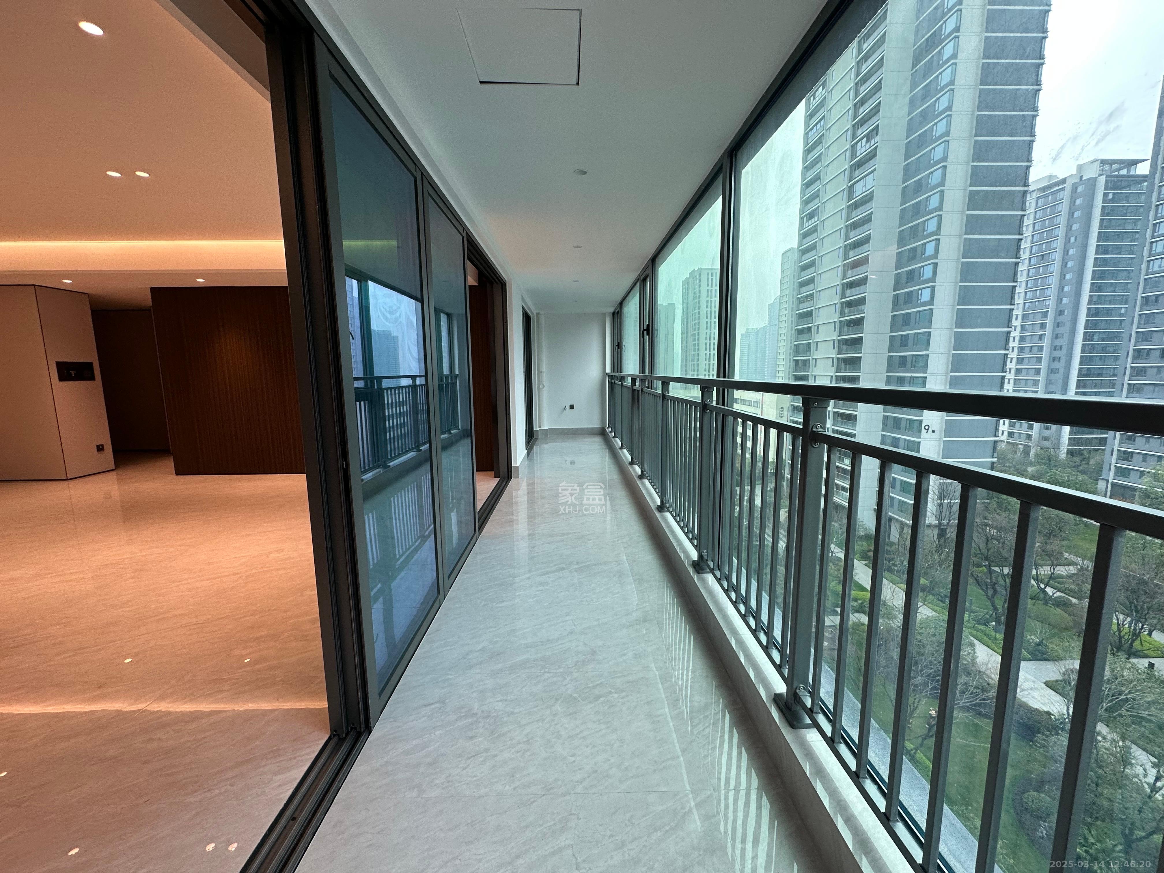 招商蛇口滨江境  4室2厅3卫    9000.0元/月 招商蛇口滨江境  4室2厅3卫    9000.0元/月室内图