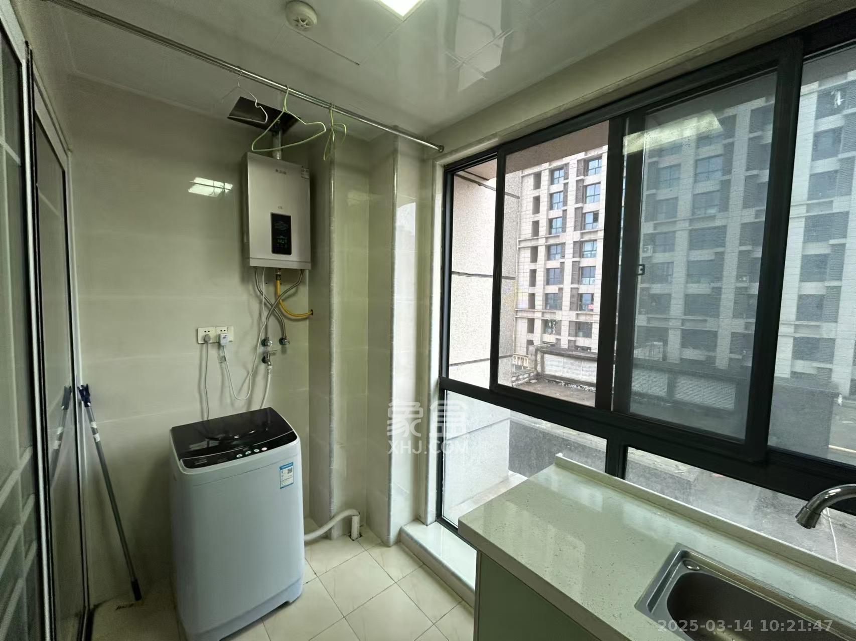 明发国际城 1室1厅1卫 1500.0元/月 明发国际城 1室1厅1卫 1500.0元/月室内图