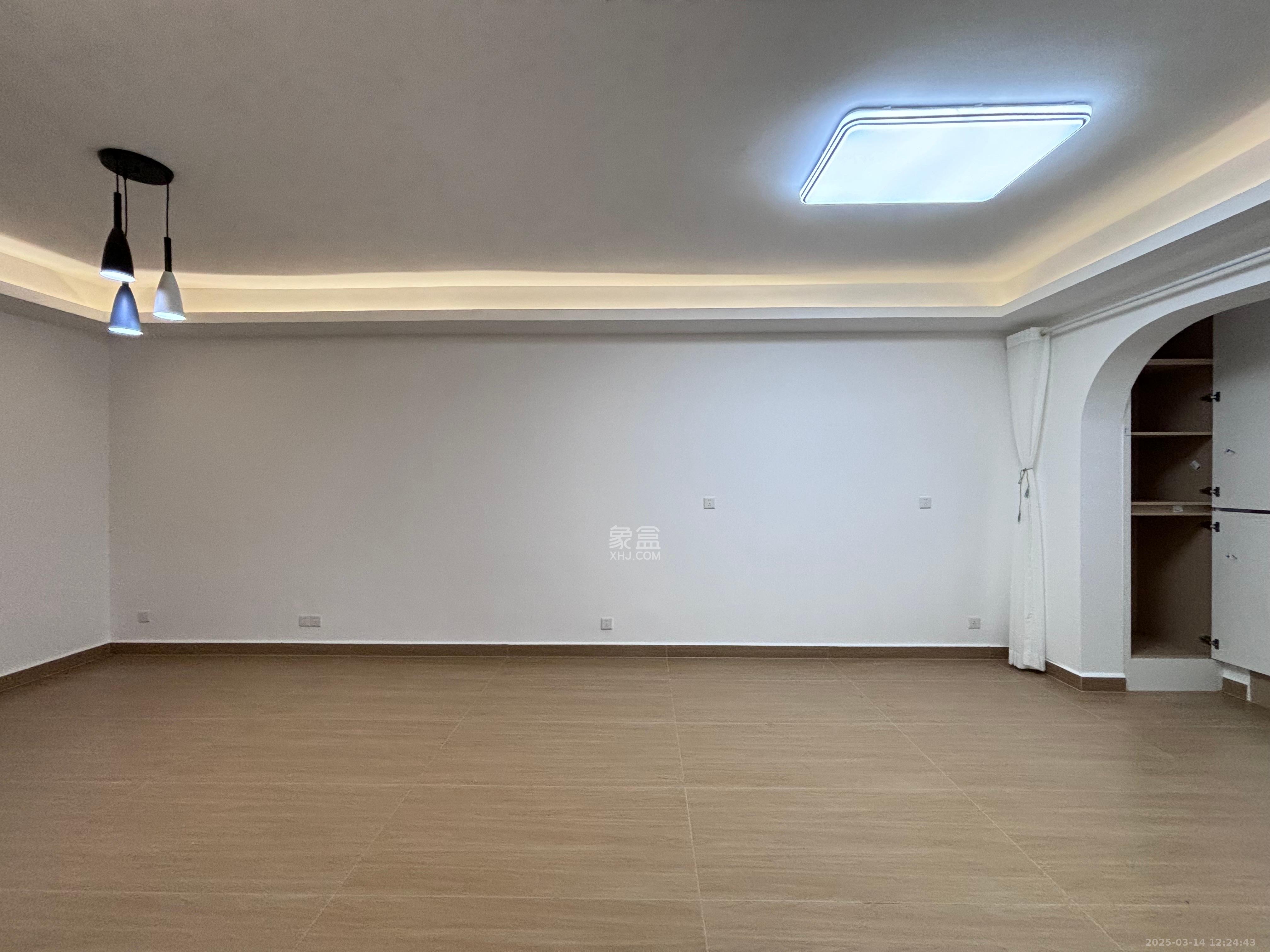 博长山水香颐 3室2厅1卫 2000.0元/月 博长山水香颐 3室2厅1卫 2000.0元/月室内图