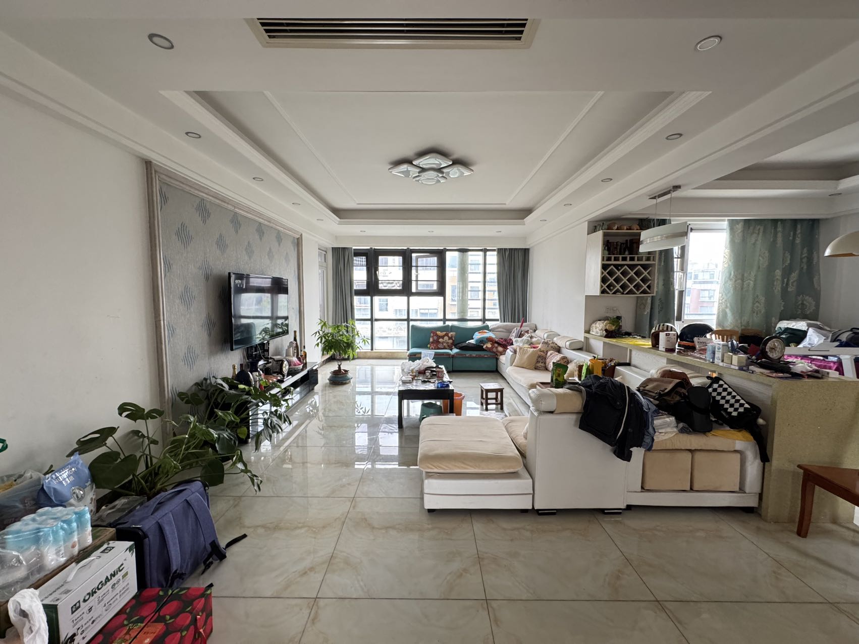 泰达天海国际  7室2厅2卫    518.0万 泰达天海国际  7室2厅2卫    518.0万室内图