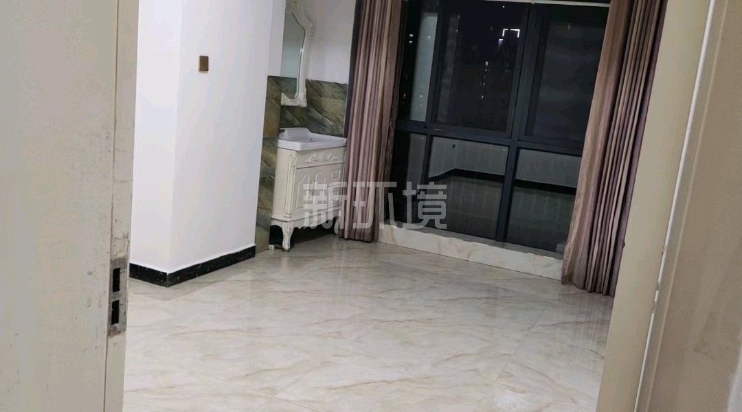 冠军二号公馆 3室2厅2卫 1800.0元/月 冠军二号公馆 3室2厅2卫 1800.0元/月室内图