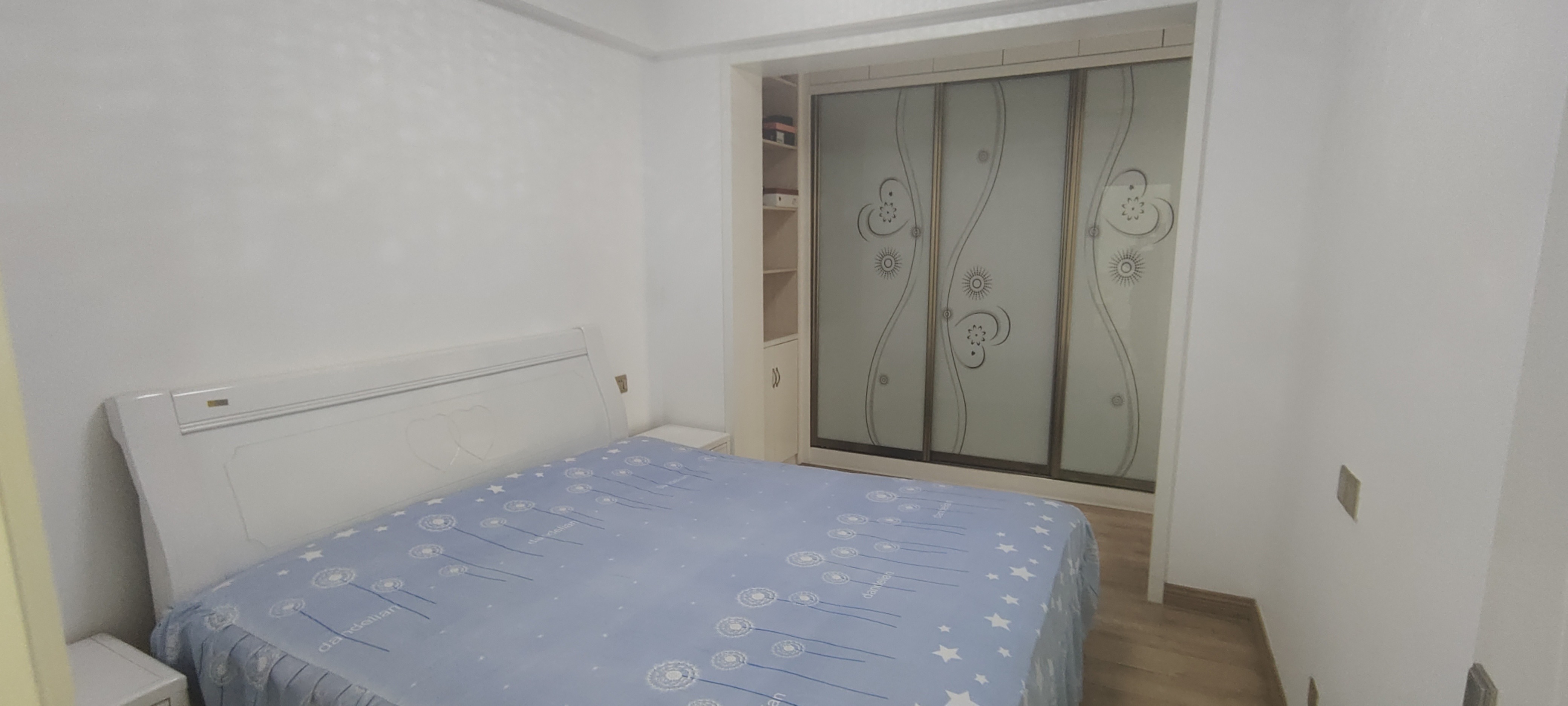 芷轩名苑 2室1厅1卫 1380.0元/月 芷轩名苑 2室1厅1卫 1380.0元/月室内图