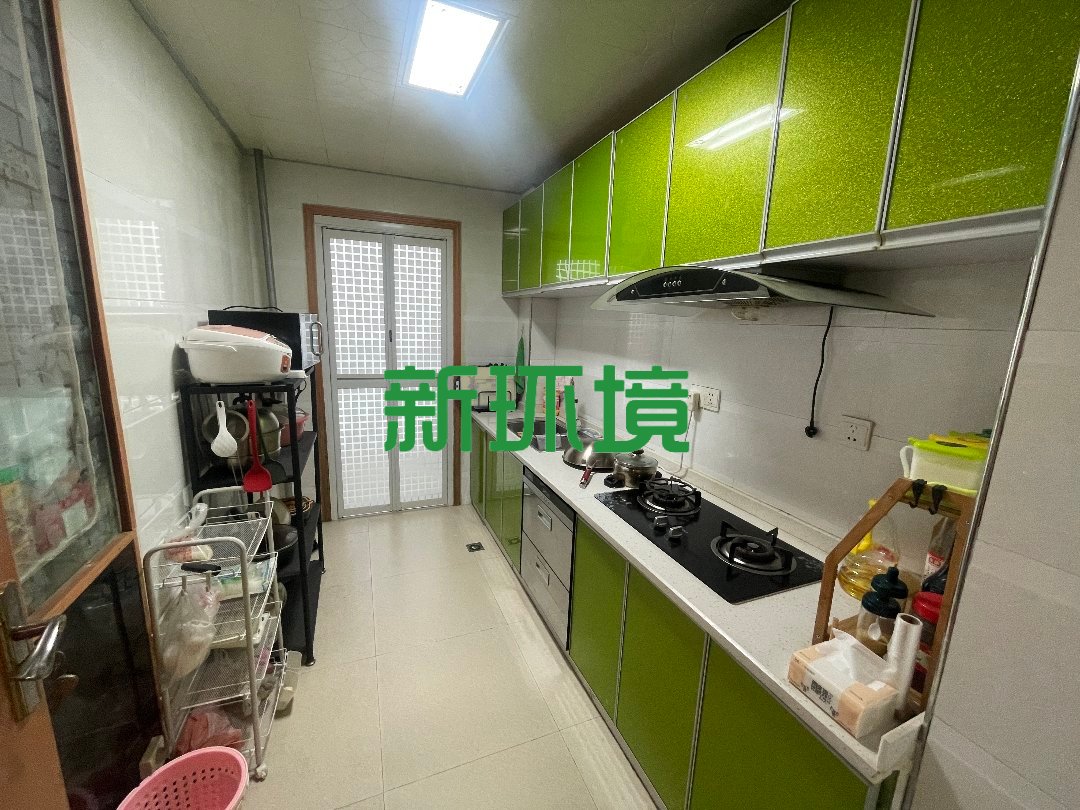 逸臣桃源  2室2厅1卫   56.00万客厅