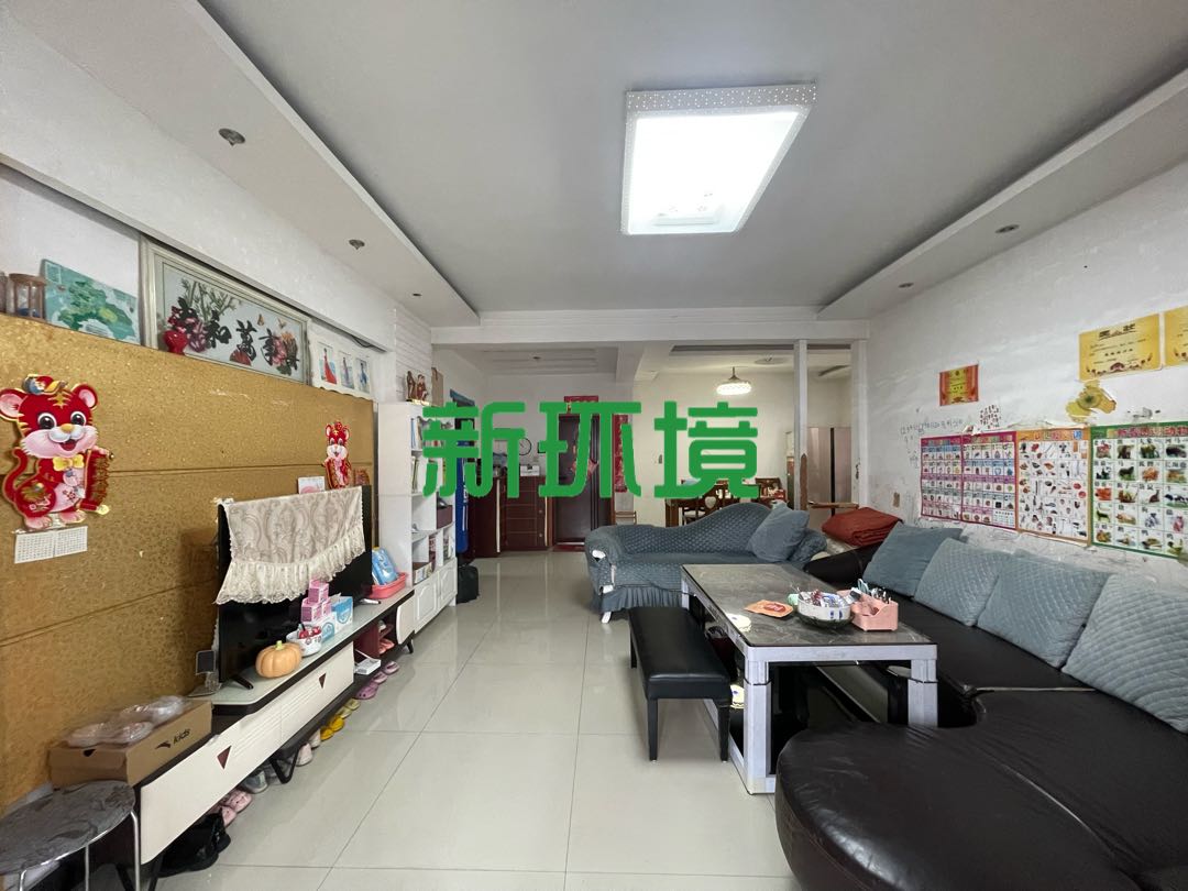 天门聚景苑  3室2厅1卫   45.00万客厅