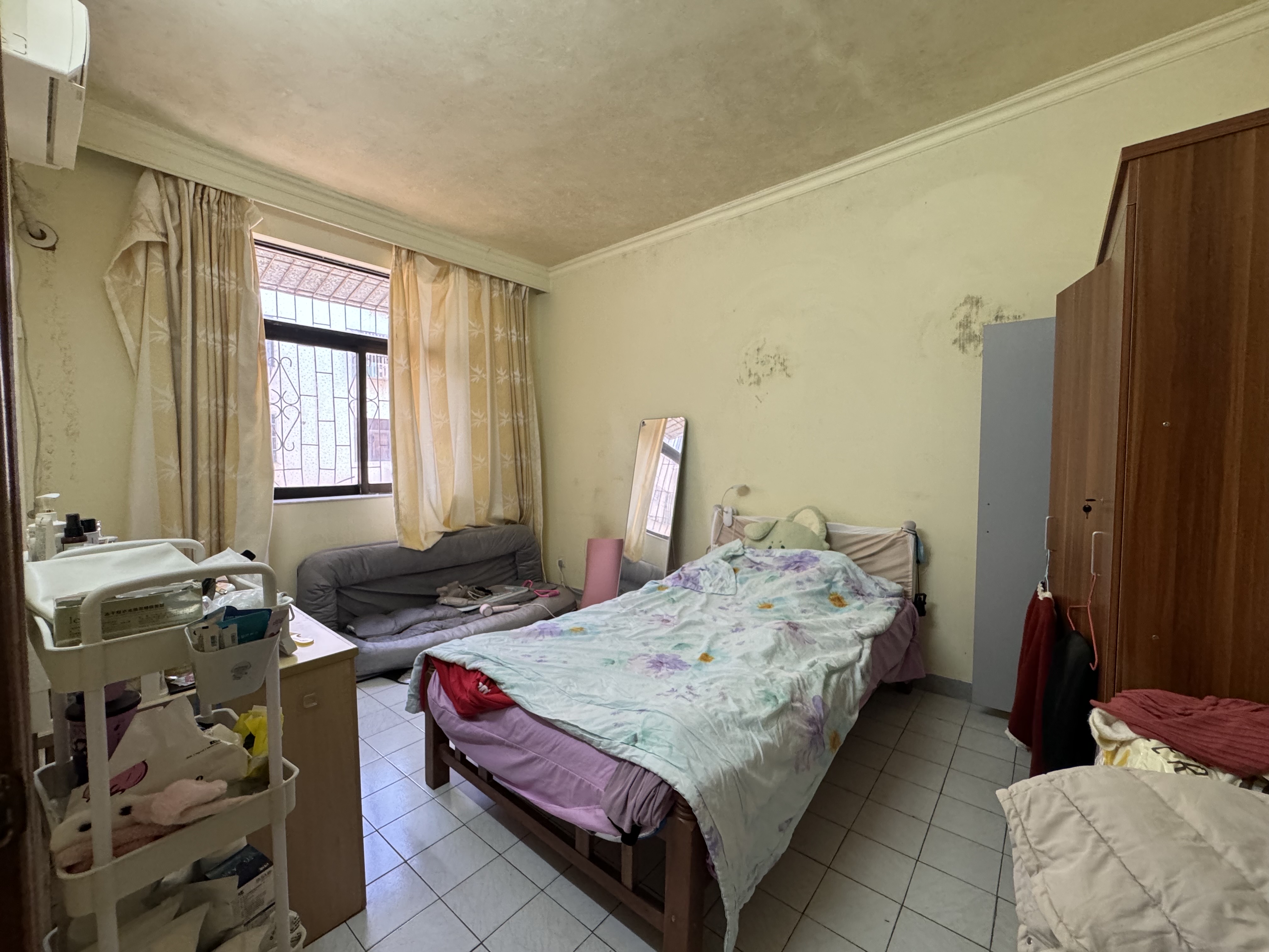 华龙公寓 2室2厅1卫 65.0万 华龙公寓 2室2厅1卫 65.0万客厅