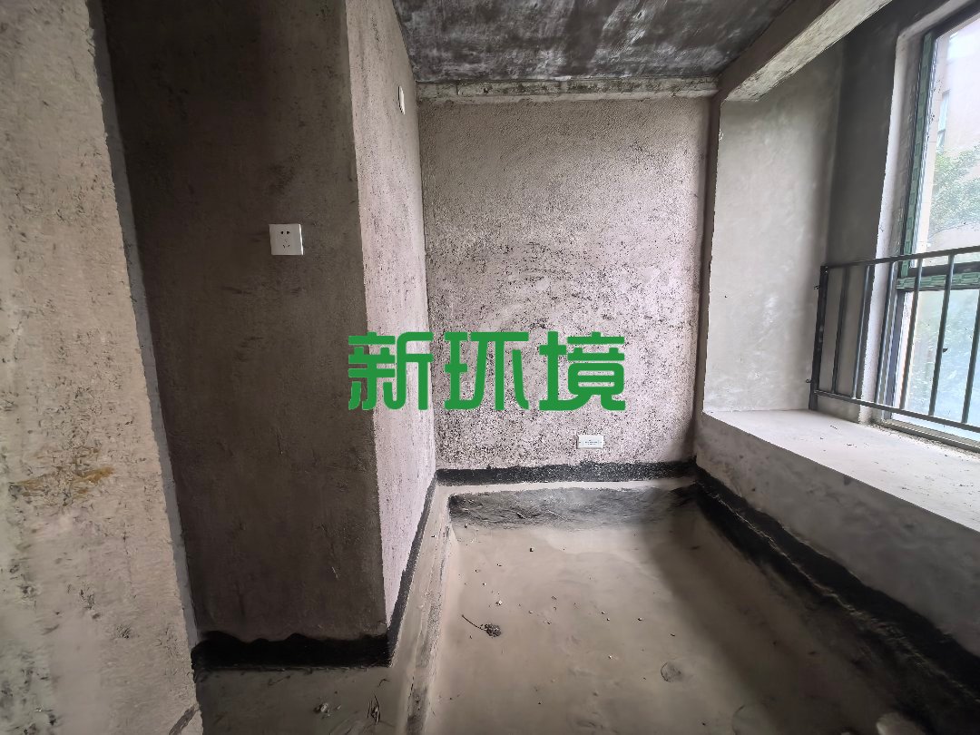 鑫成君泰  4室2厅3卫   88.00万客厅