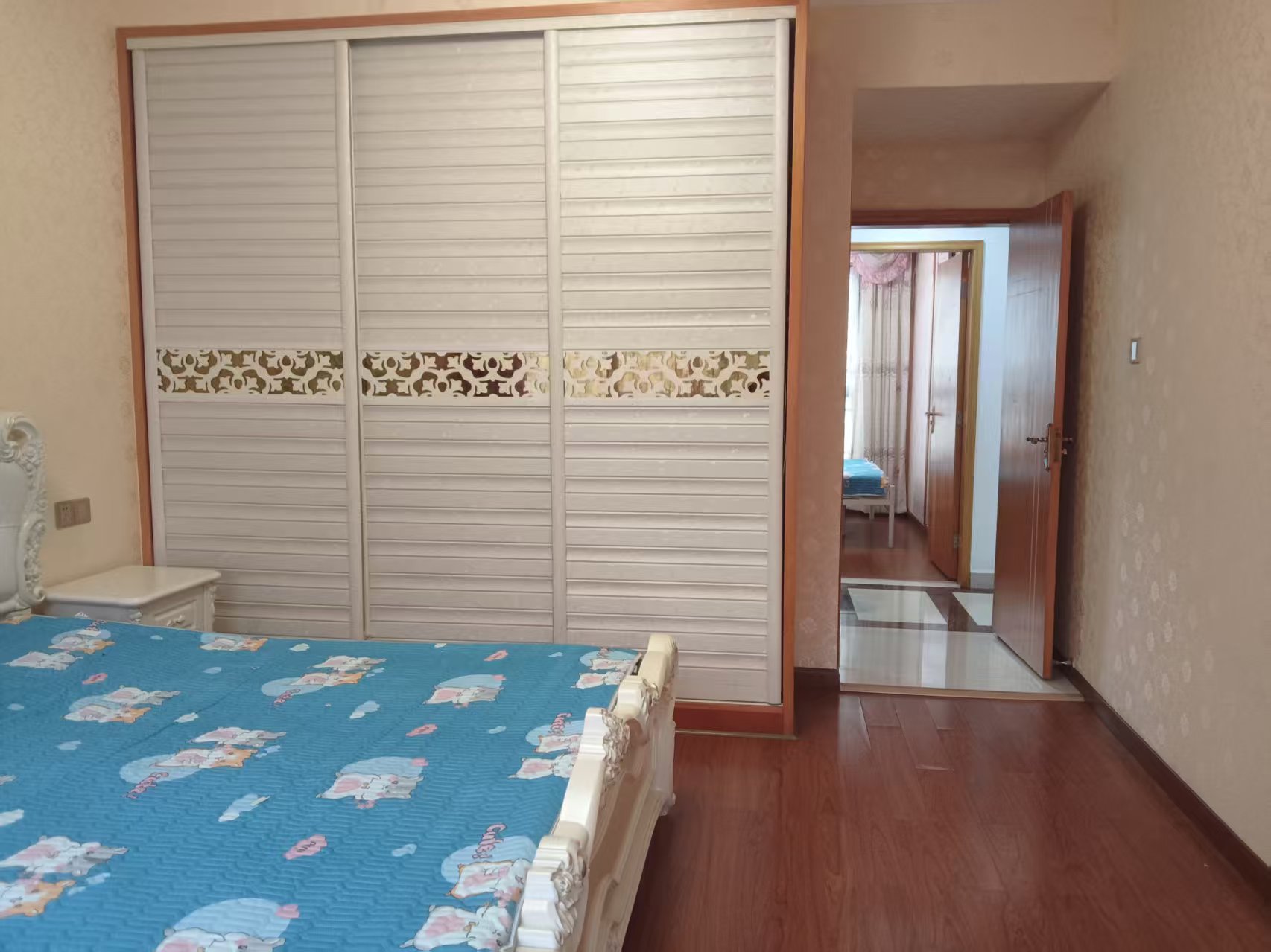 鑫成君泰 3室2厅2卫 2500.0元/月 鑫成君泰 3室2厅2卫 2500.0元/月室内图