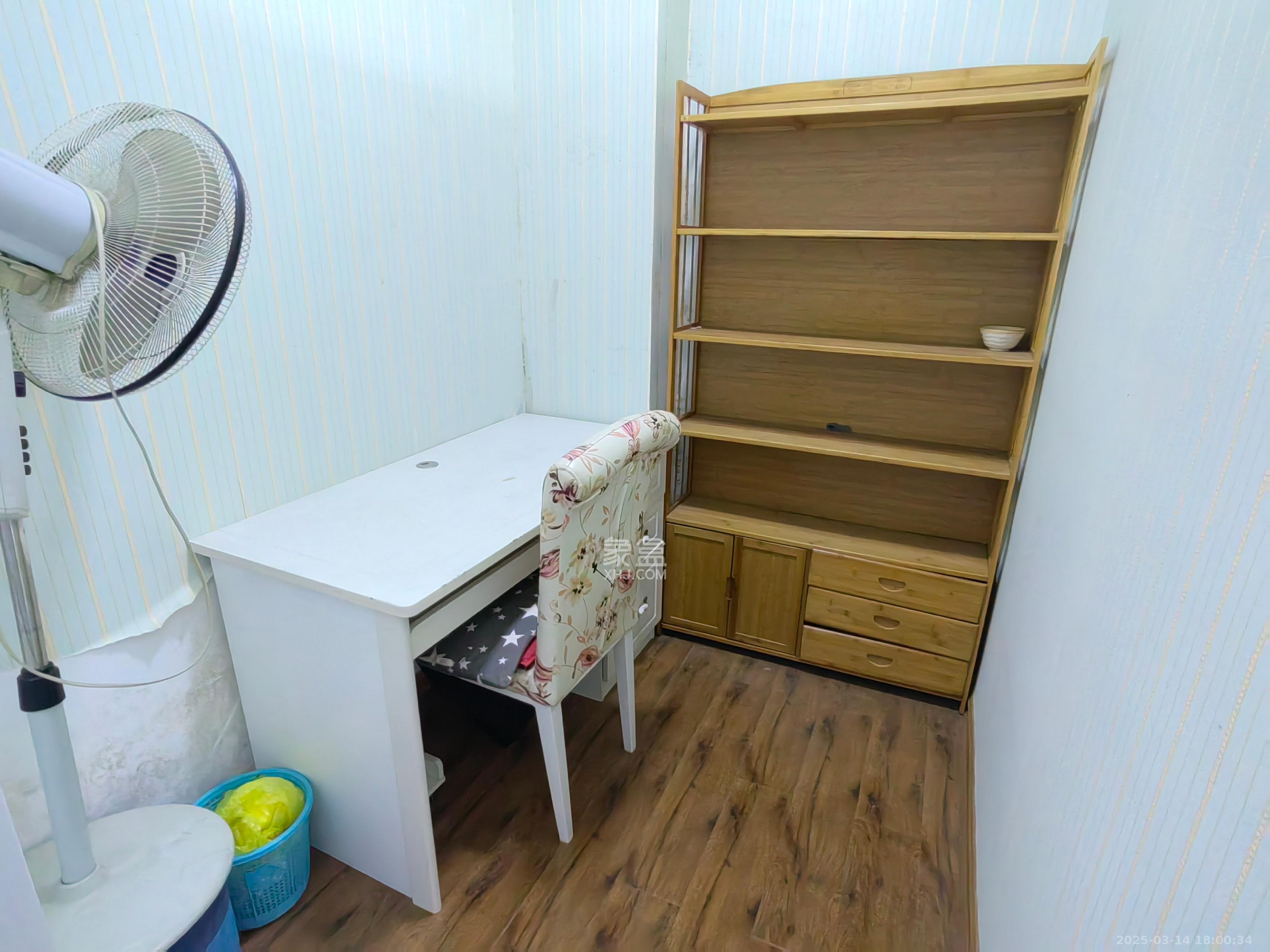 朝阳银座  2室1厅1卫   2200.00元/月室内图