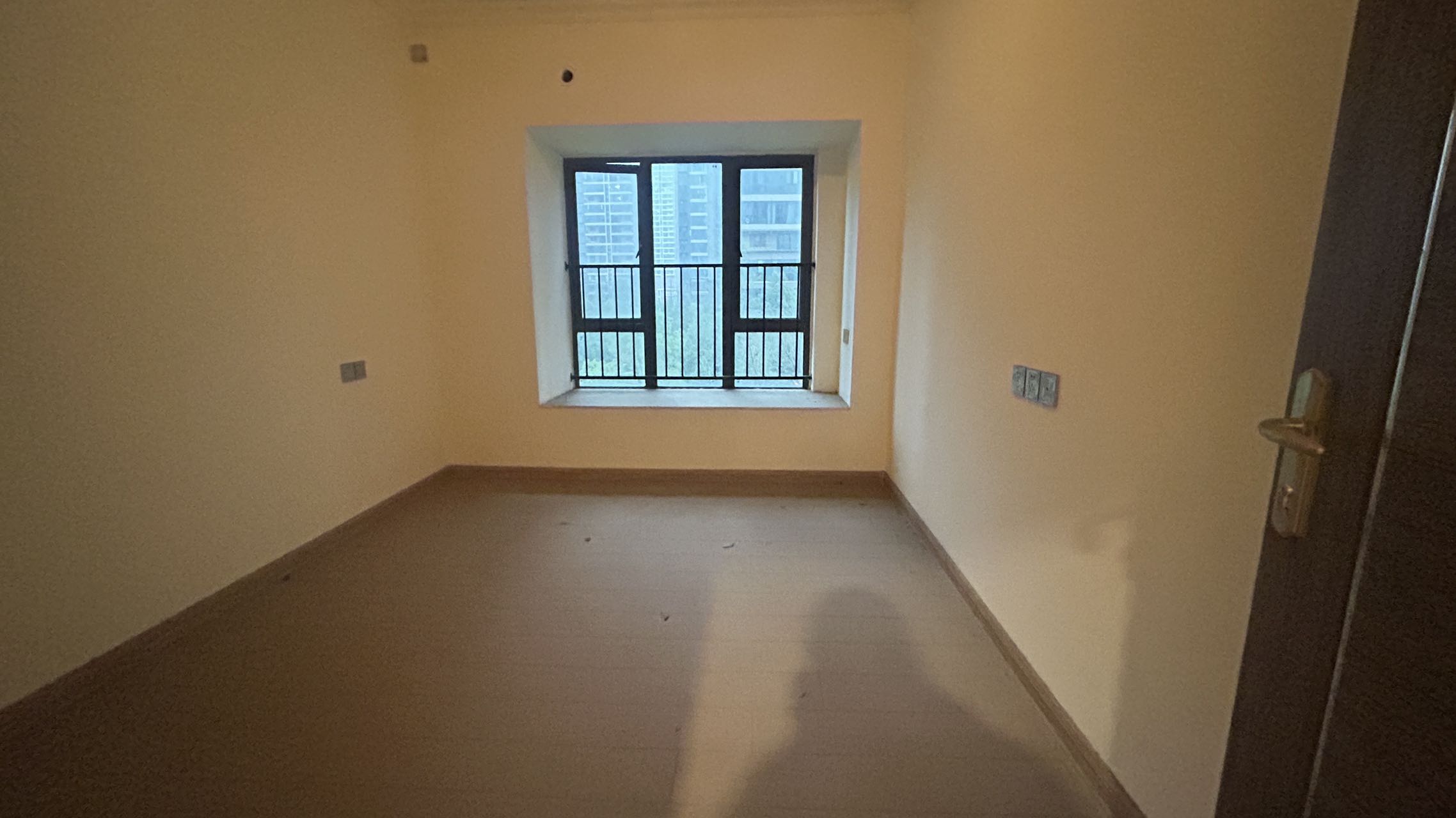 碧桂园梓山府 4室2厅2卫 1600.0元/月 碧桂园梓山府 4室2厅2卫 1600.0元/月室内图