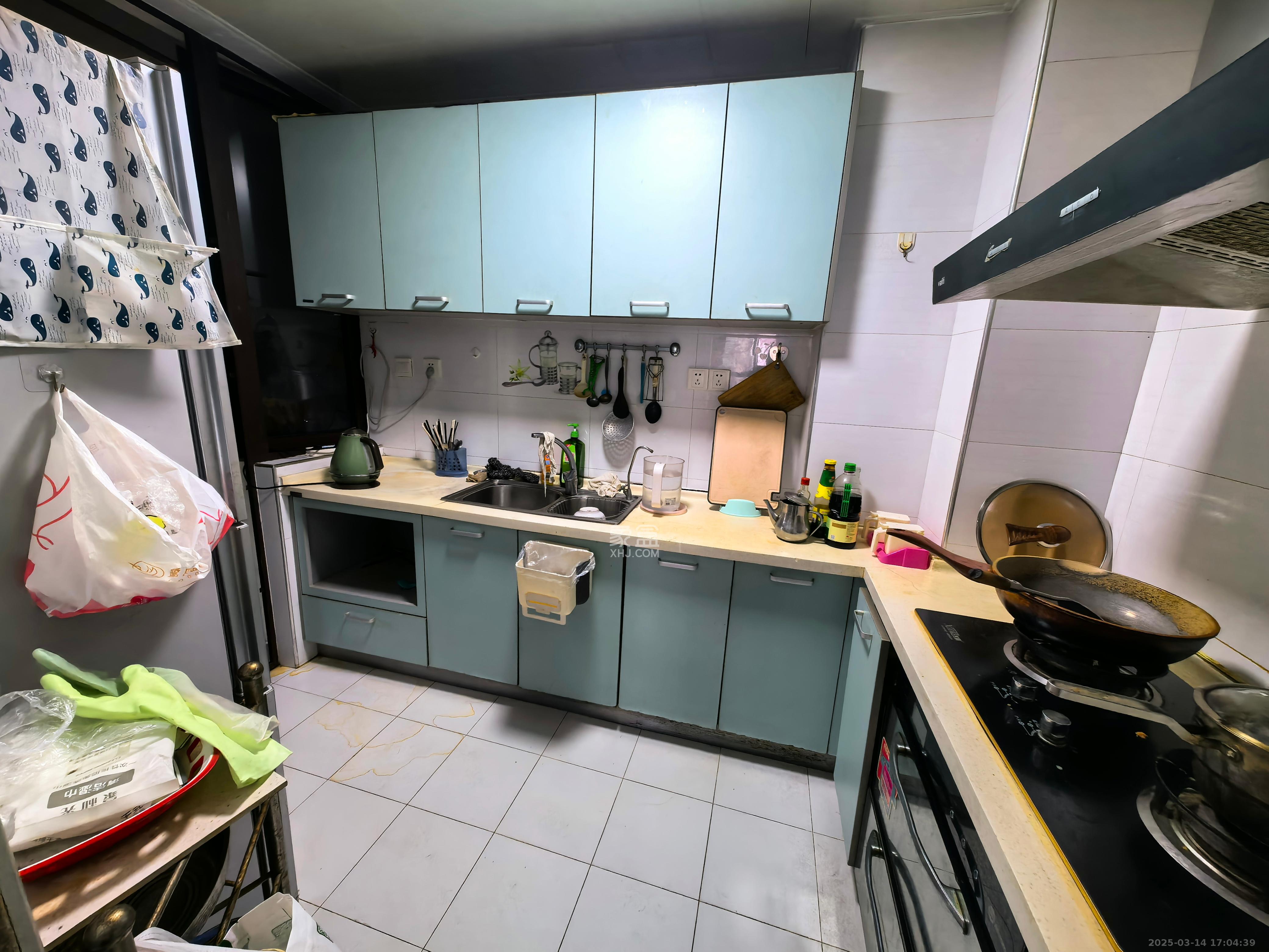 保利麓谷林语E区 1室1厅1卫 800.0元/月 保利麓谷林语E区 1室1厅1卫 800.0元/月室内图