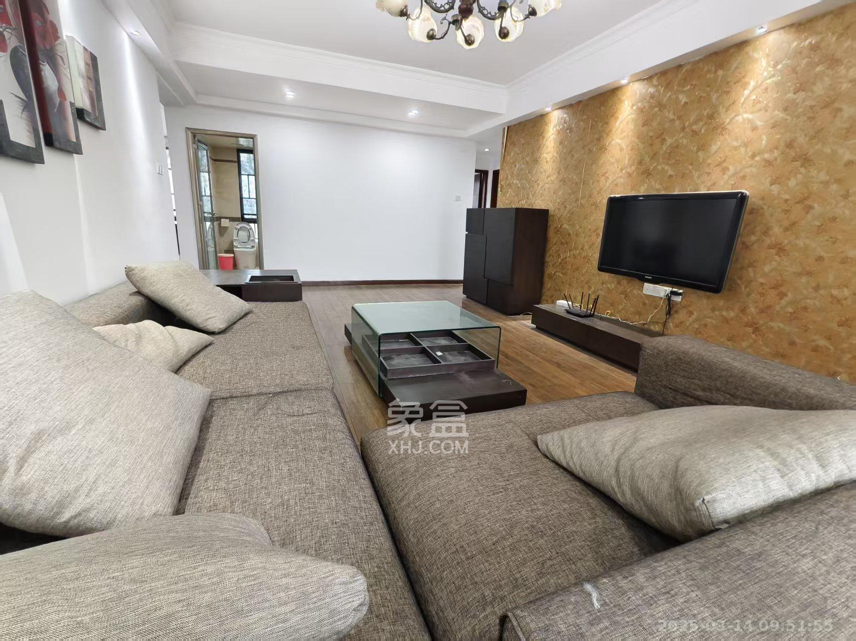 卓越蔚蓝海岸一期 3室2厅1卫 3000.0元/月 卓越蔚蓝海岸一期 3室2厅1卫 3000.0元/月室内图