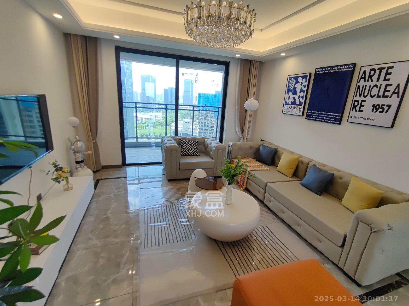 绿地V岛 4室2厅2卫 5500.0元/月 绿地V岛 4室2厅2卫 5500.0元/月室内图