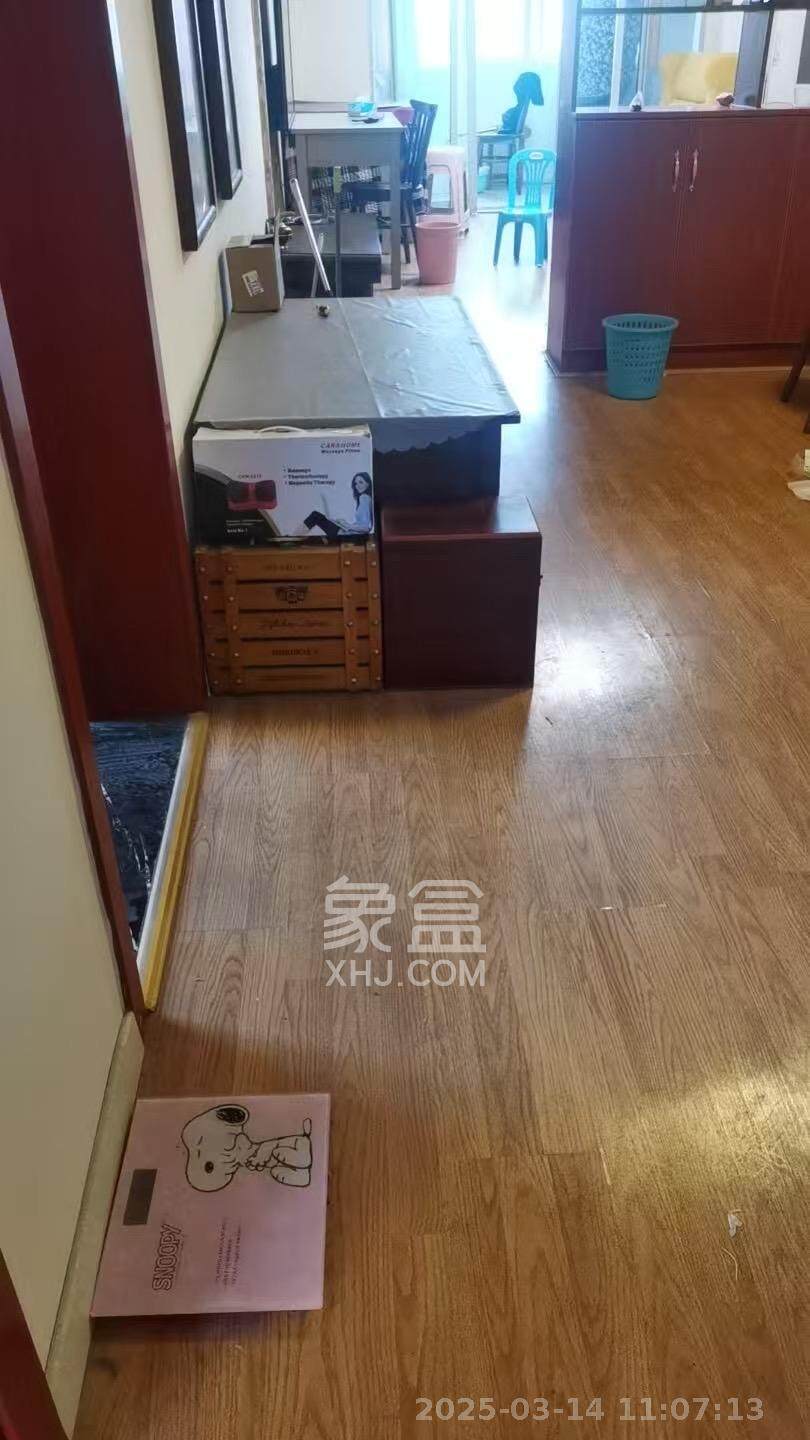 佳广楼 3室2厅2卫 2200.0元/月 佳广楼 3室2厅2卫 2200.0元/月室内图