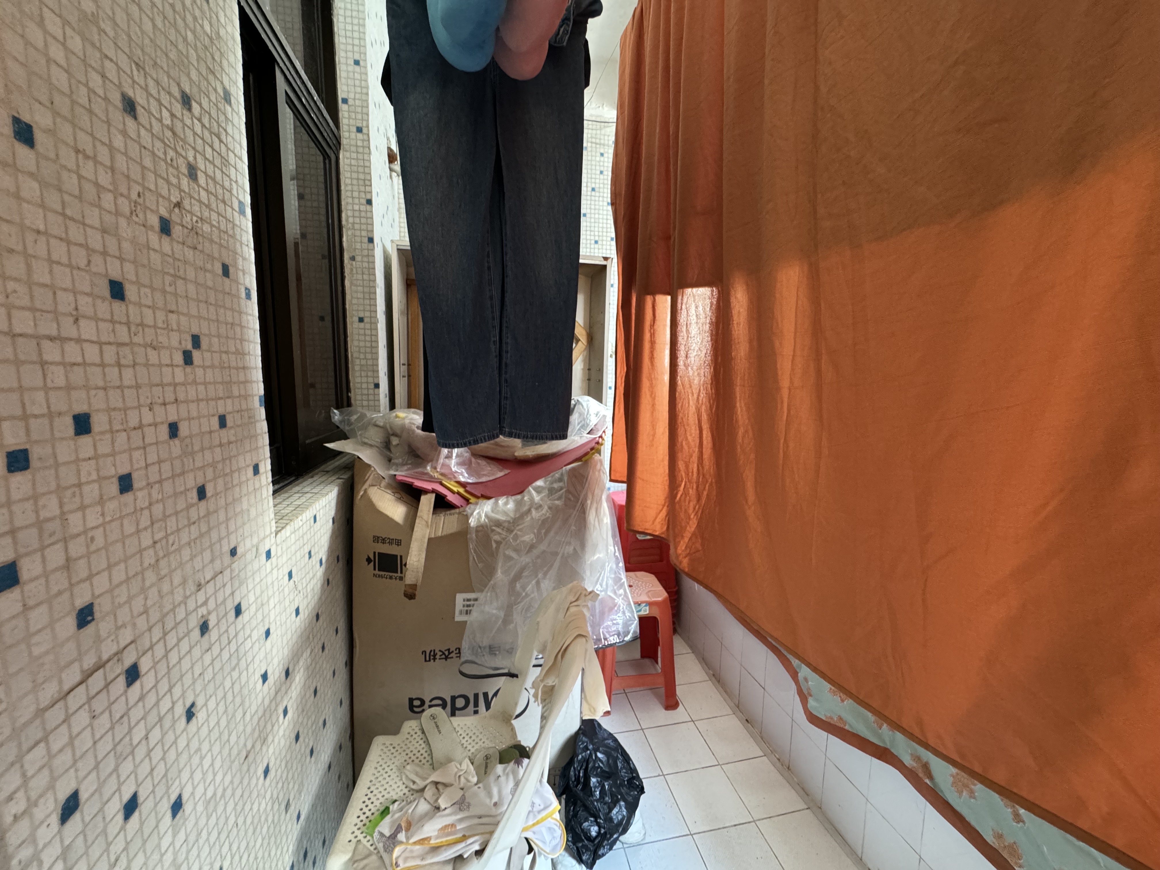 华龙公寓 2室2厅1卫 65.0万 华龙公寓 2室2厅1卫 65.0万客厅