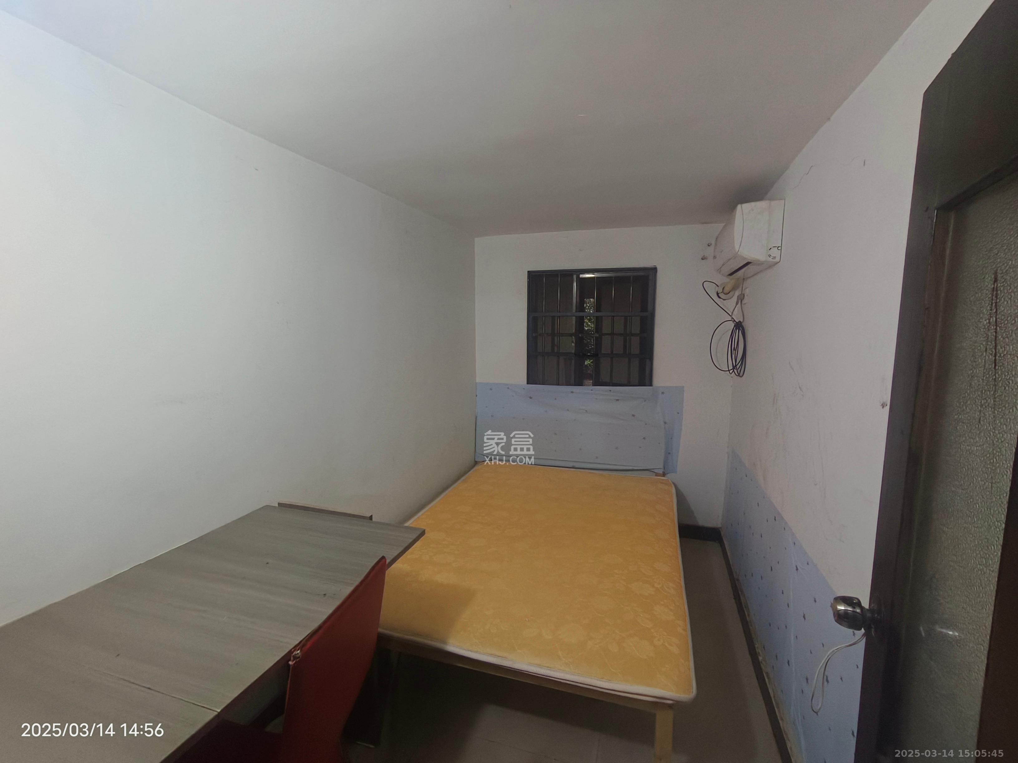 东方新城 1室0厅1卫 1300.0元/月 东方新城 1室0厅1卫 1300.0元/月室内图