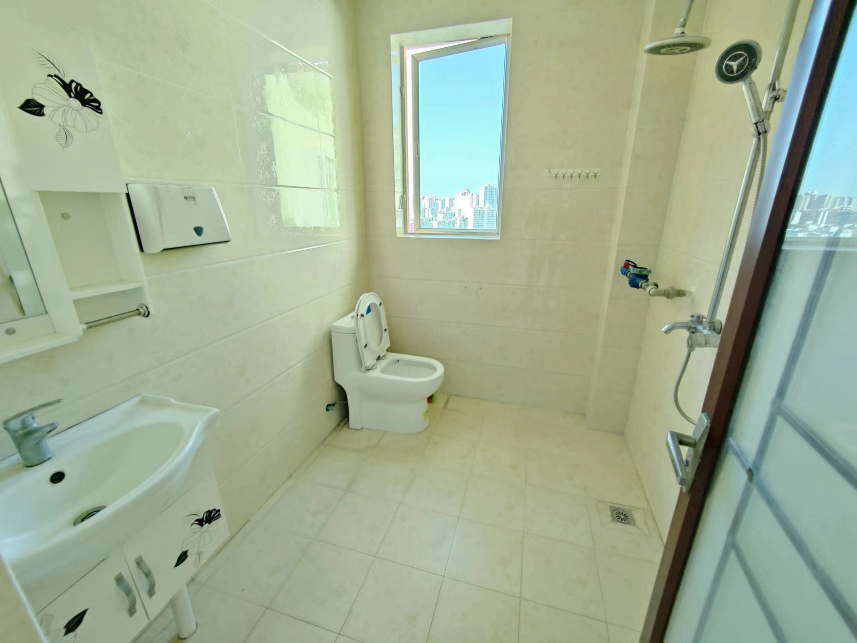 奥林匹克花园 5室2厅2卫 5500.0元/月 奥林匹克花园 5室2厅2卫 5500.0元/月室内图