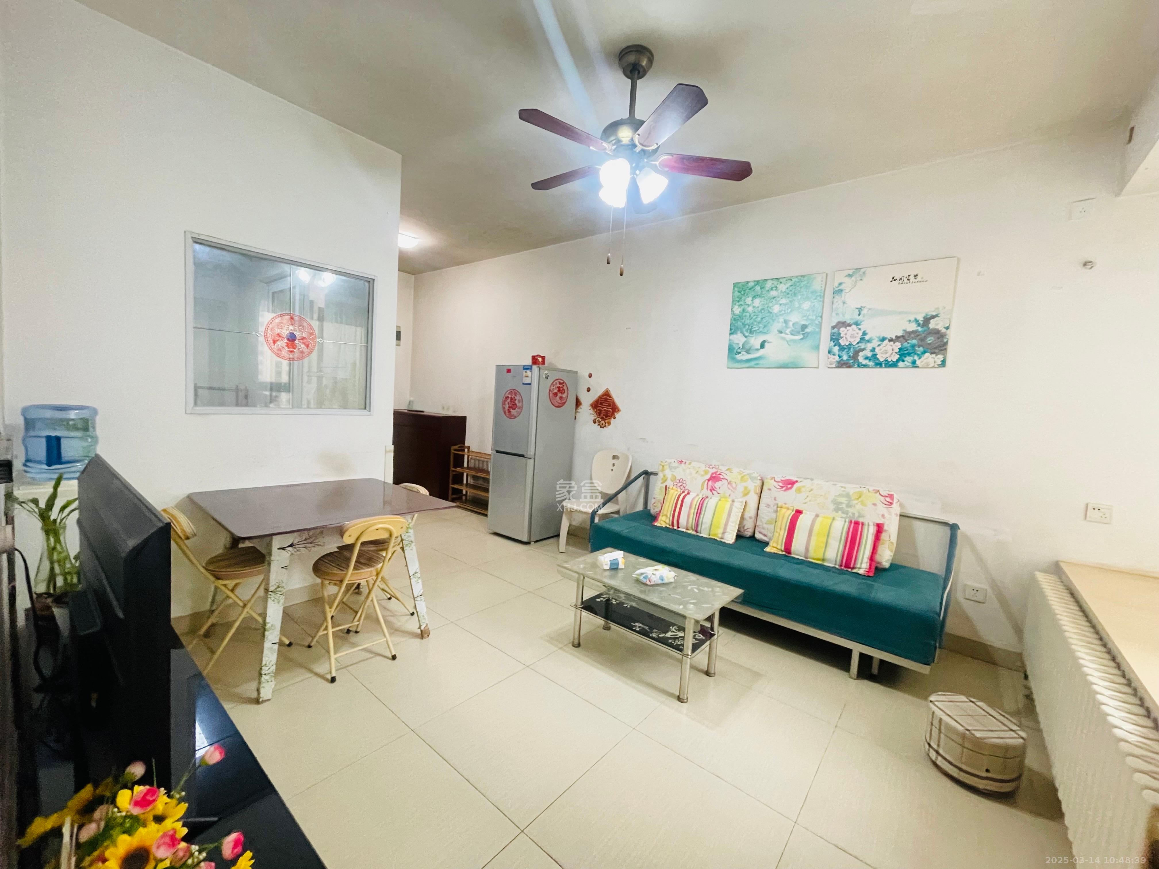 怡海星城 1室1厅1卫 1300.0元/月 怡海星城 1室1厅1卫 1300.0元/月室内图