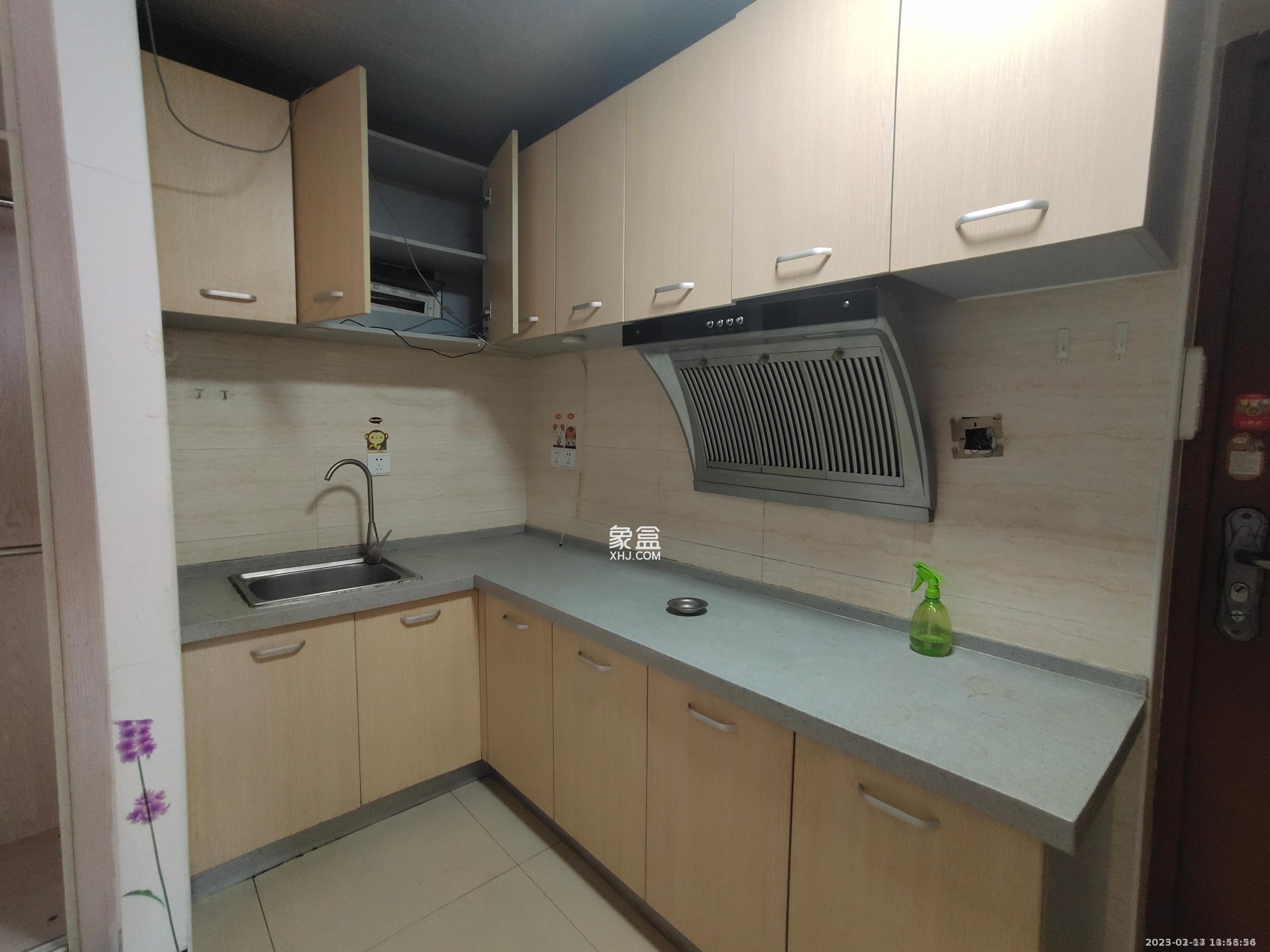 君悦紫园  1室1厅1卫    1600.0元/月 君悦紫园  1室1厅1卫    1600.0元/月室内图