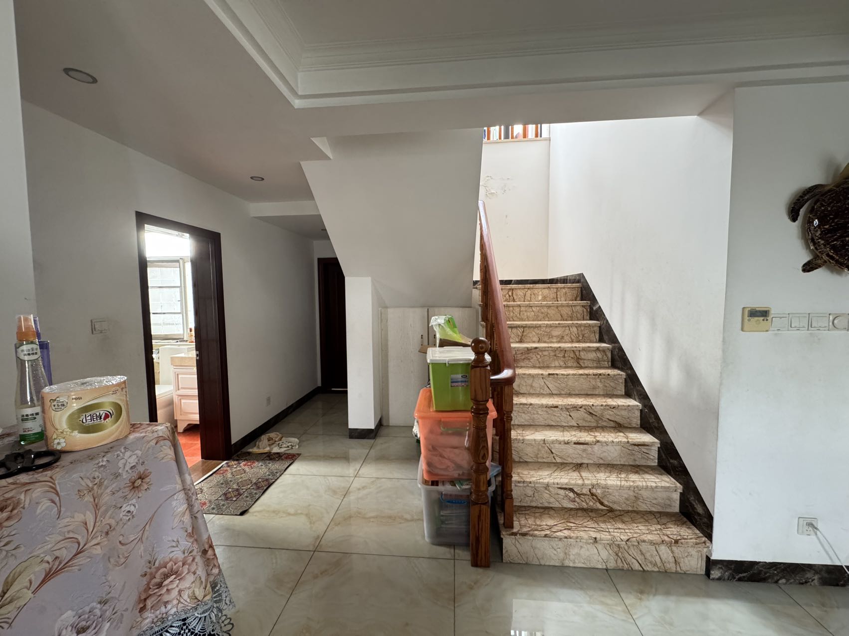 泰达天海国际  7室2厅2卫    518.0万 泰达天海国际  7室2厅2卫    518.0万室内图