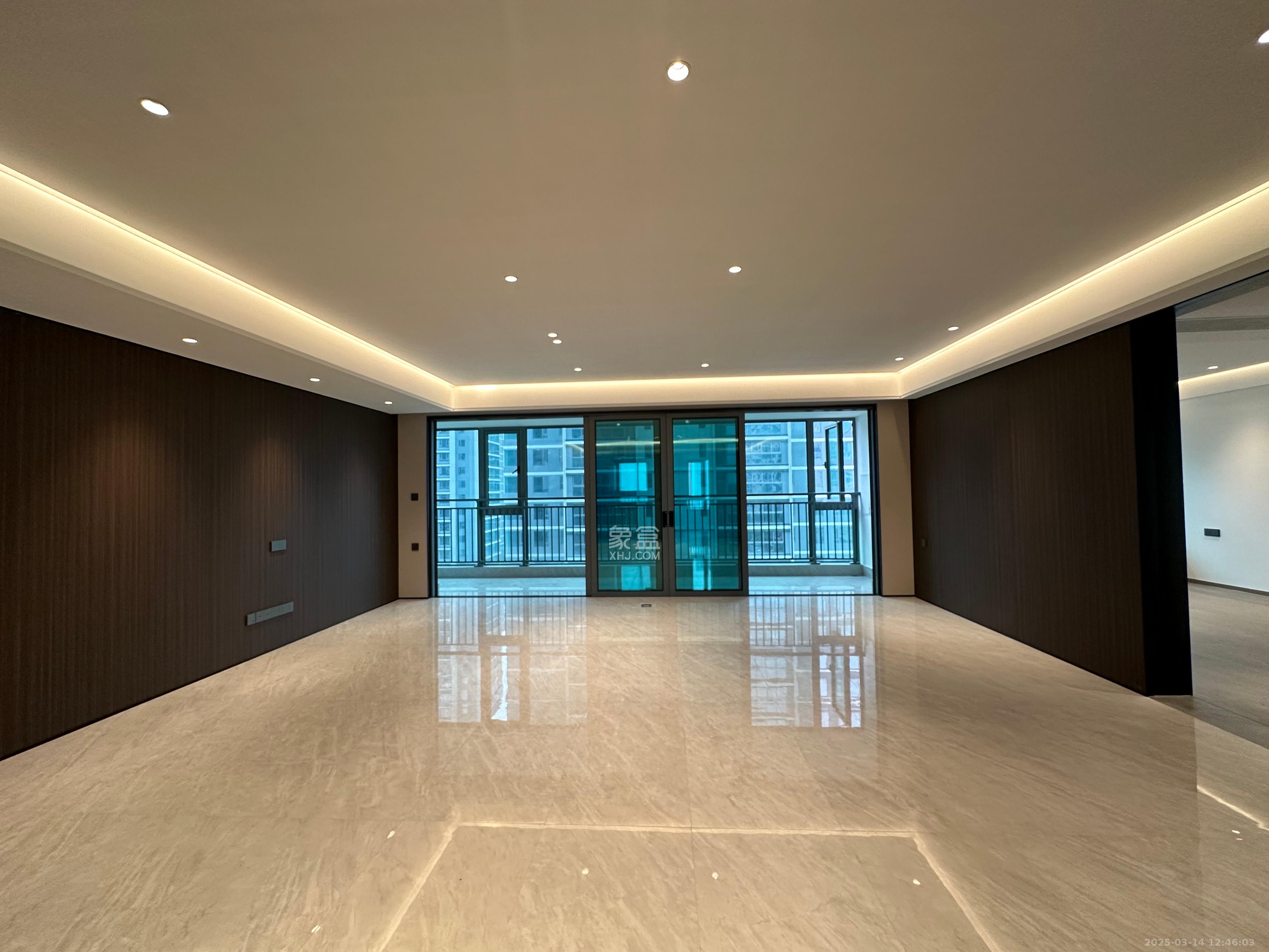 招商蛇口滨江境  4室2厅3卫    9000.0元/月 招商蛇口滨江境  4室2厅3卫    9000.0元/月室内图