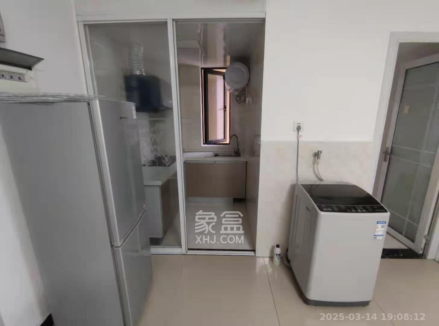 保利西海岸B区  2室1厅1卫   2200.00元/月室内图
