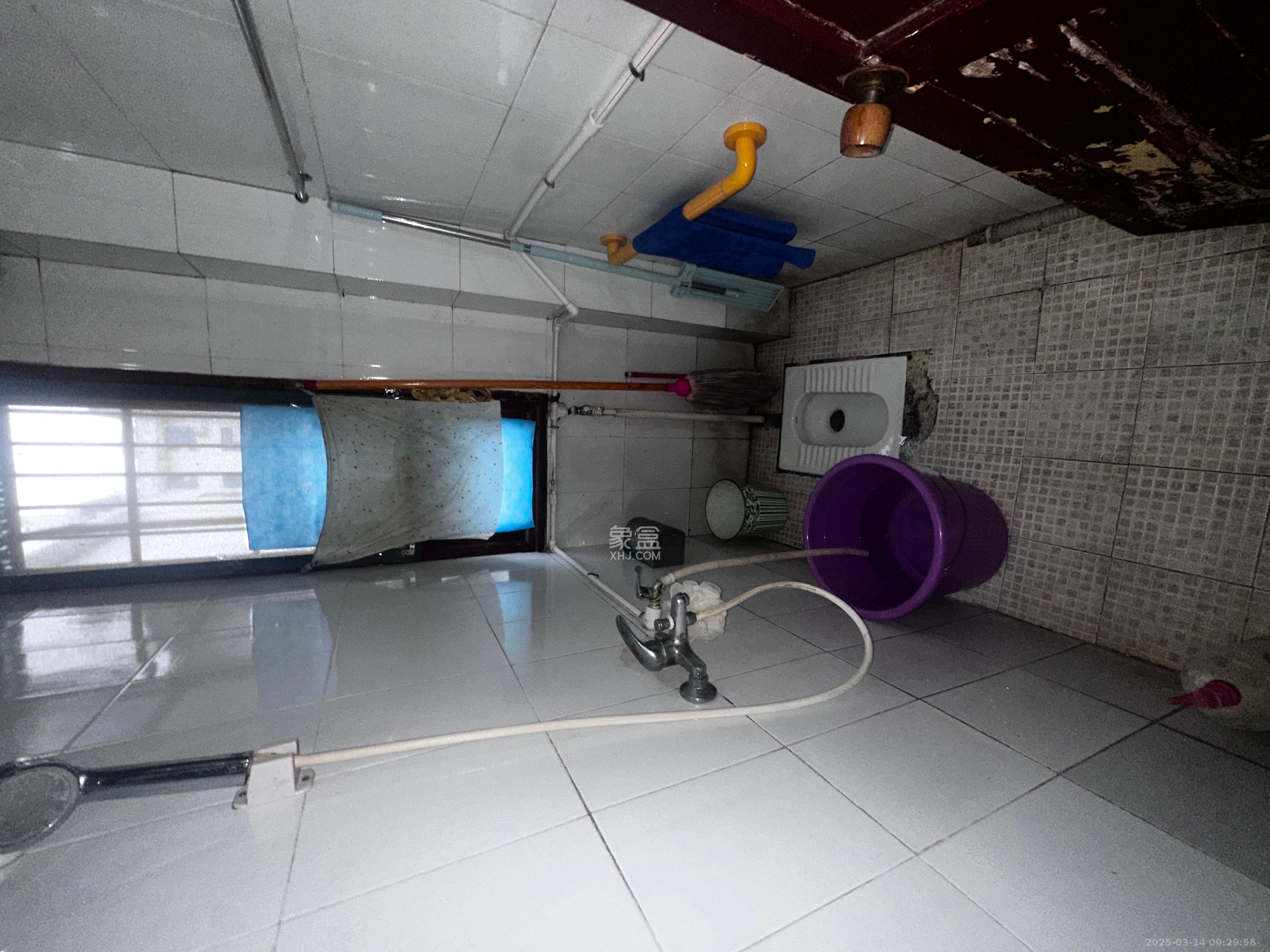 长沙市中医康复医院宿舍(长沙市骨科按摩医院) 2室1厅1卫 1500.0元/月 长沙市中医康复医院宿舍(长沙市骨科按摩医院) 2室1厅1卫 1500.0元/月室内图