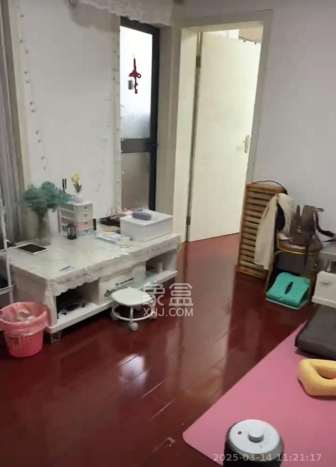 锦湘国际星城三期(锦绣苑) 1室1厅1卫 1800.0元/月 锦湘国际星城三期(锦绣苑) 1室1厅1卫 1800.0元/月室内图