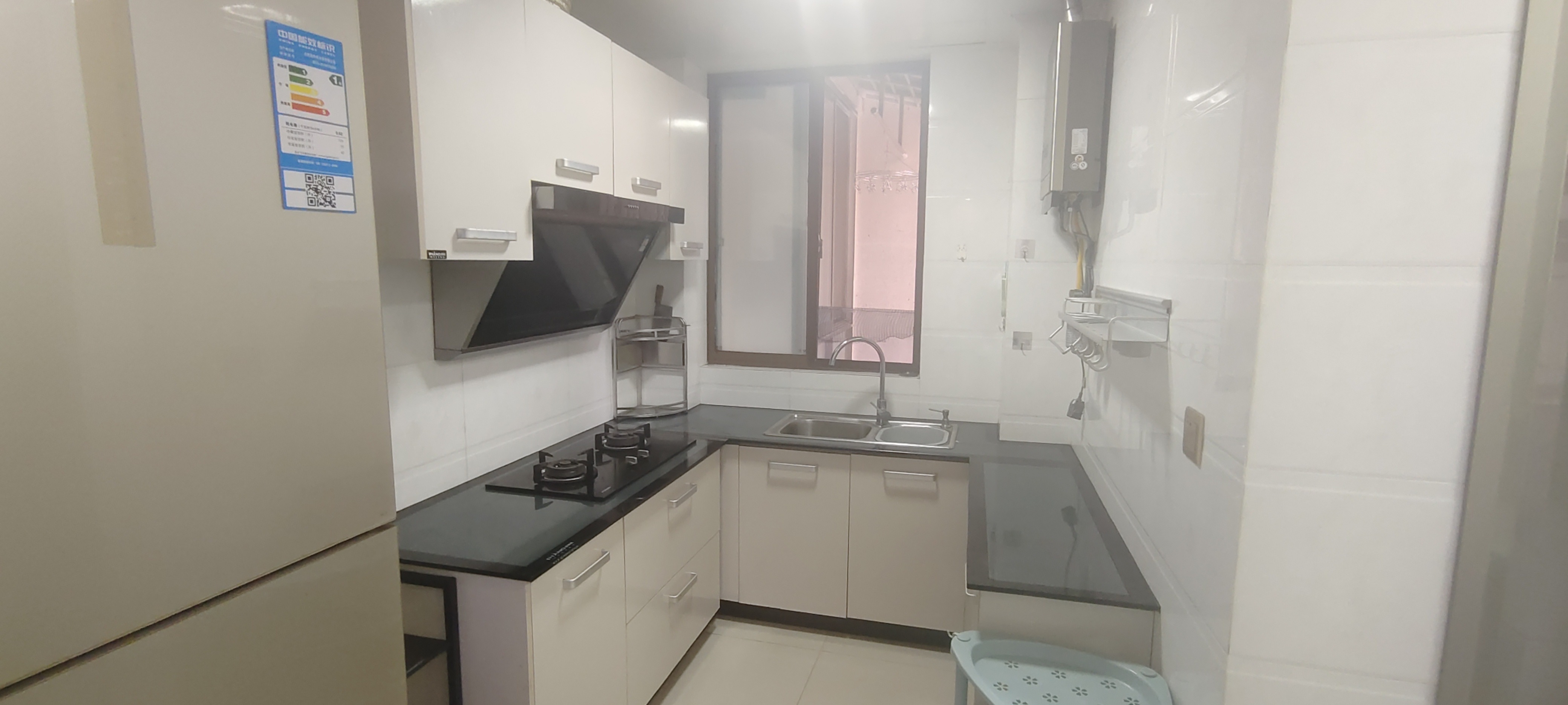 芷轩名苑 2室1厅1卫 1380.0元/月 芷轩名苑 2室1厅1卫 1380.0元/月室内图