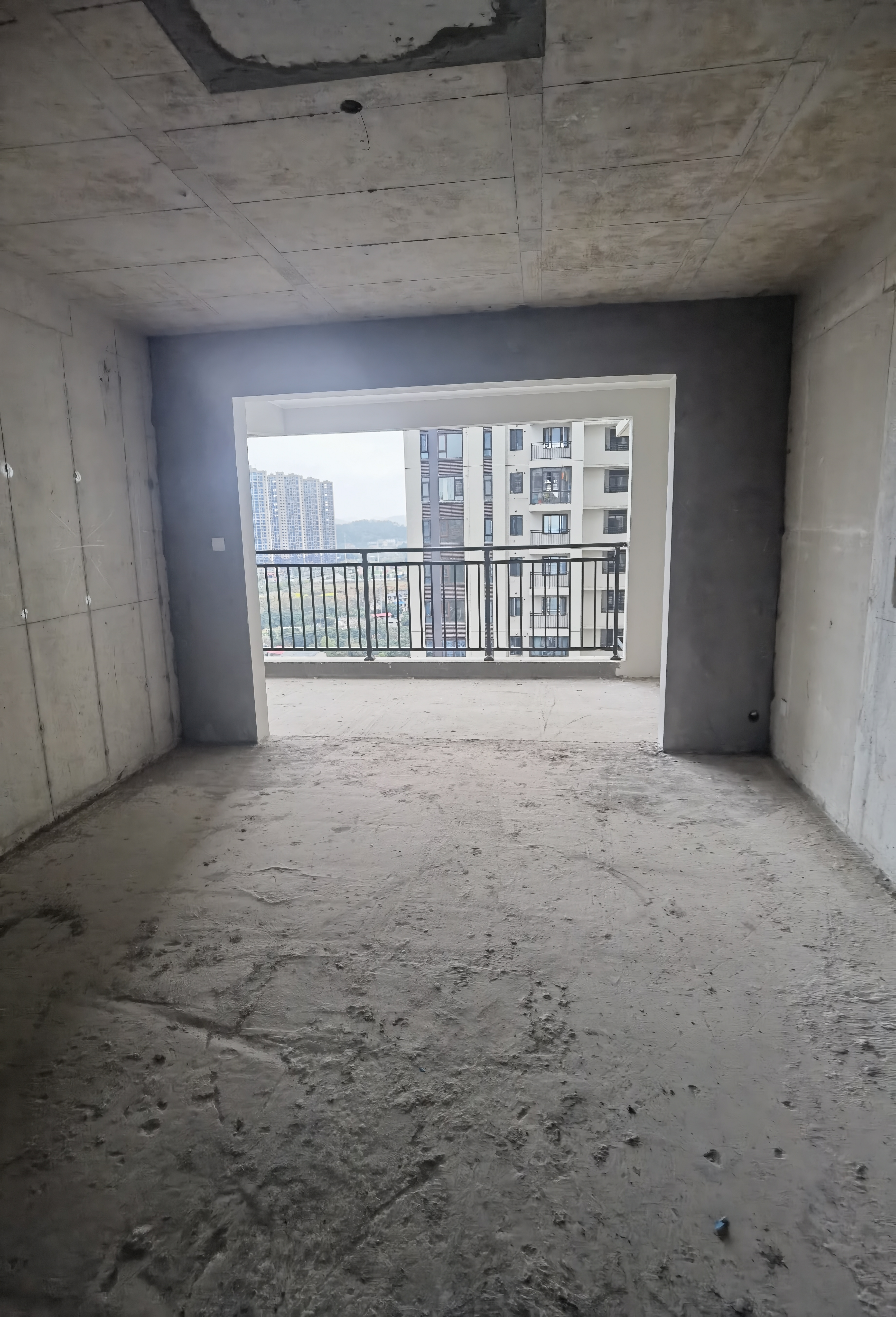 碧桂园正央时代 4室2厅2卫 68.8万 碧桂园正央时代 4室2厅2卫 68.8万客厅