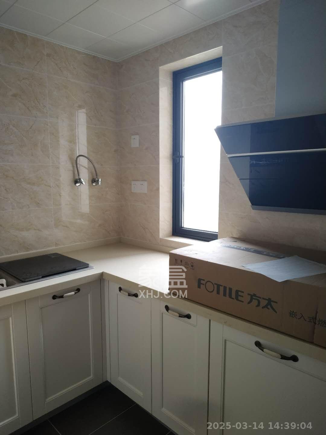 万科魅力之城观澜里 3室2厅2卫 2600.0元/月 万科魅力之城观澜里 3室2厅2卫 2600.0元/月室内图