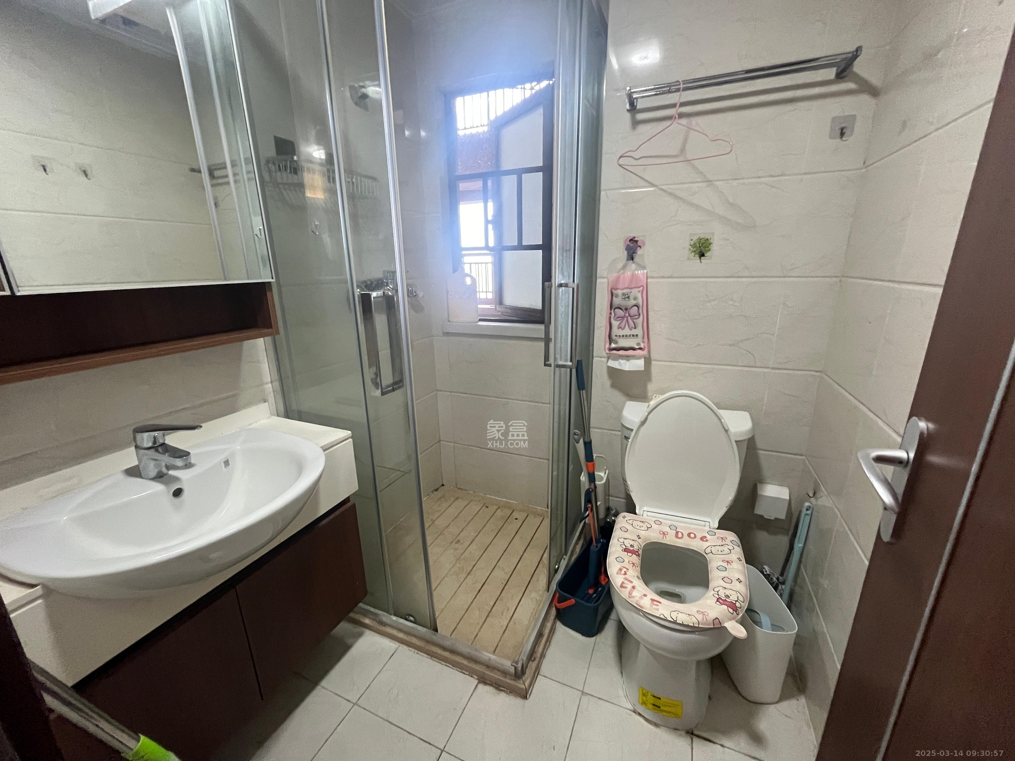 龙湖水晶郦城 3室2厅1卫 2800.0元/月 龙湖水晶郦城 3室2厅1卫 2800.0元/月室内图