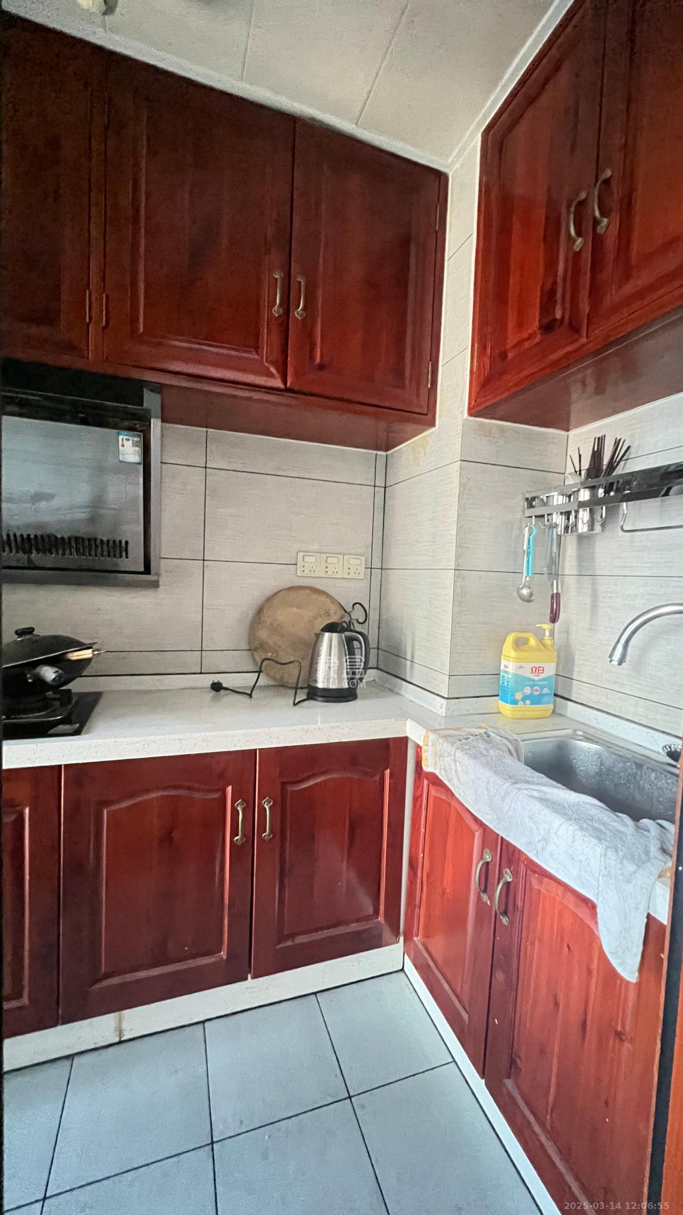 荣悦台  1室1厅1卫    2800.0元/月 荣悦台  1室1厅1卫    2800.0元/月室内图