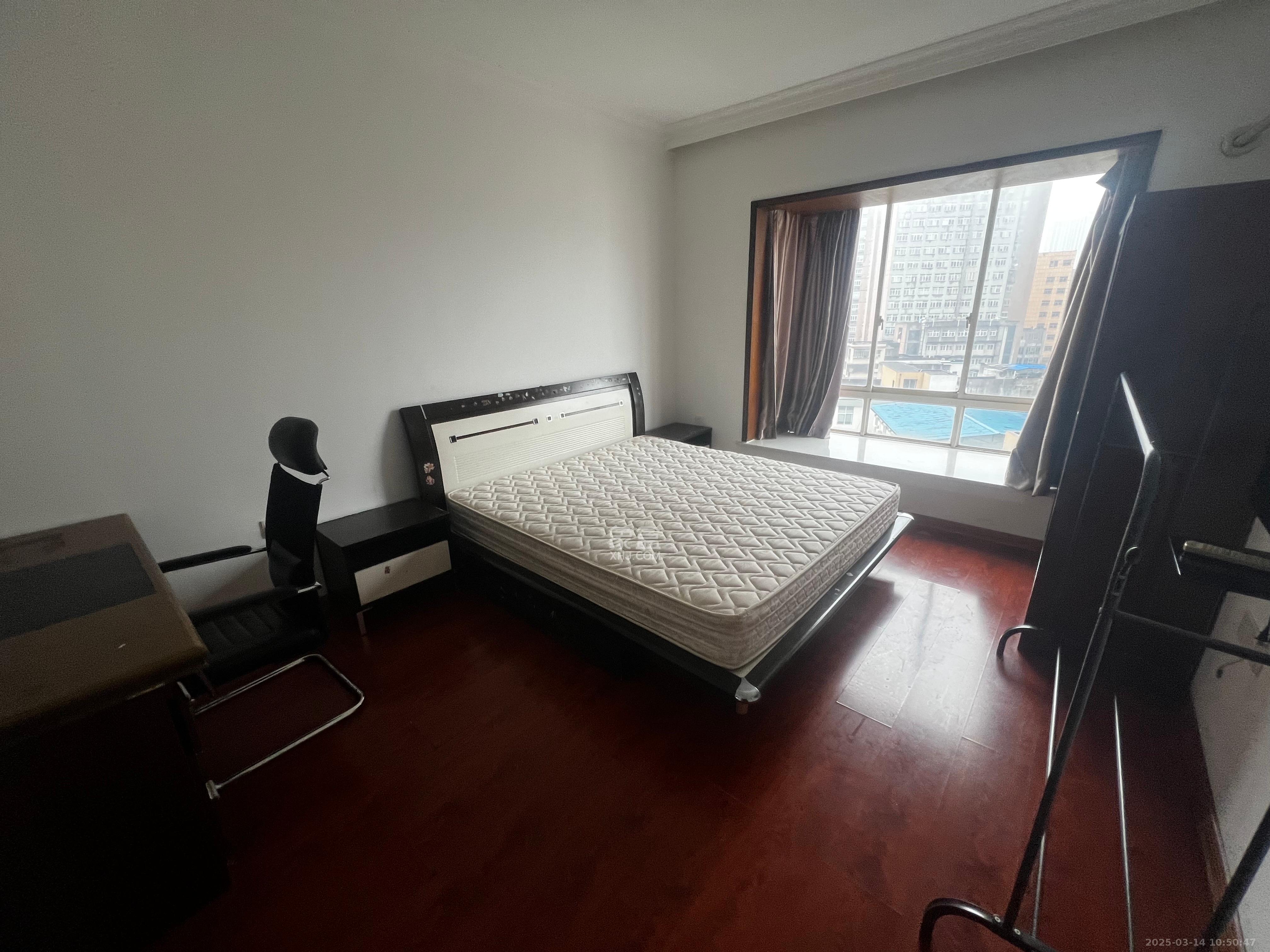 一心花苑 3室2厅1卫 3000.0元/月 一心花苑 3室2厅1卫 3000.0元/月室内图