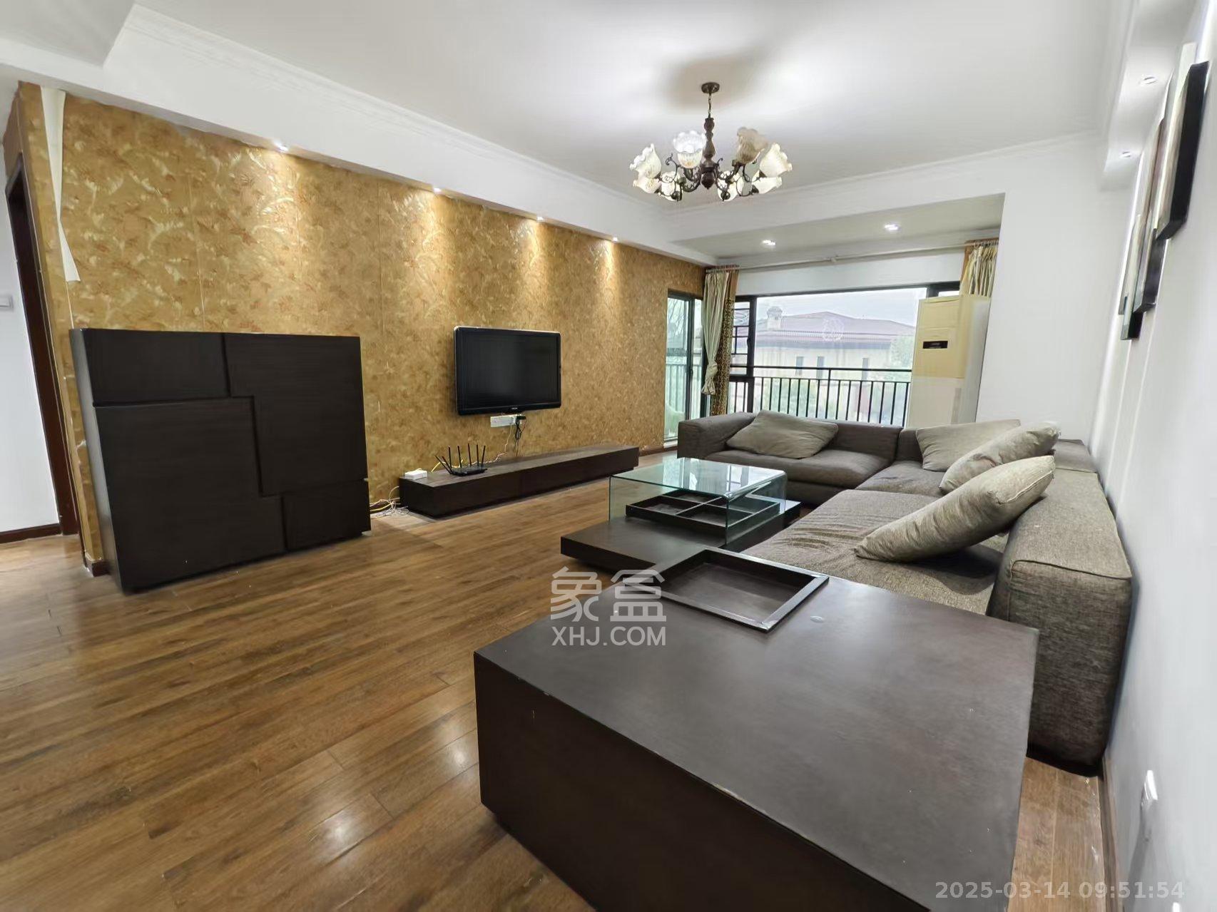 卓越蔚蓝海岸一期 3室2厅1卫 3000.0元/月 卓越蔚蓝海岸一期 3室2厅1卫 3000.0元/月室内图