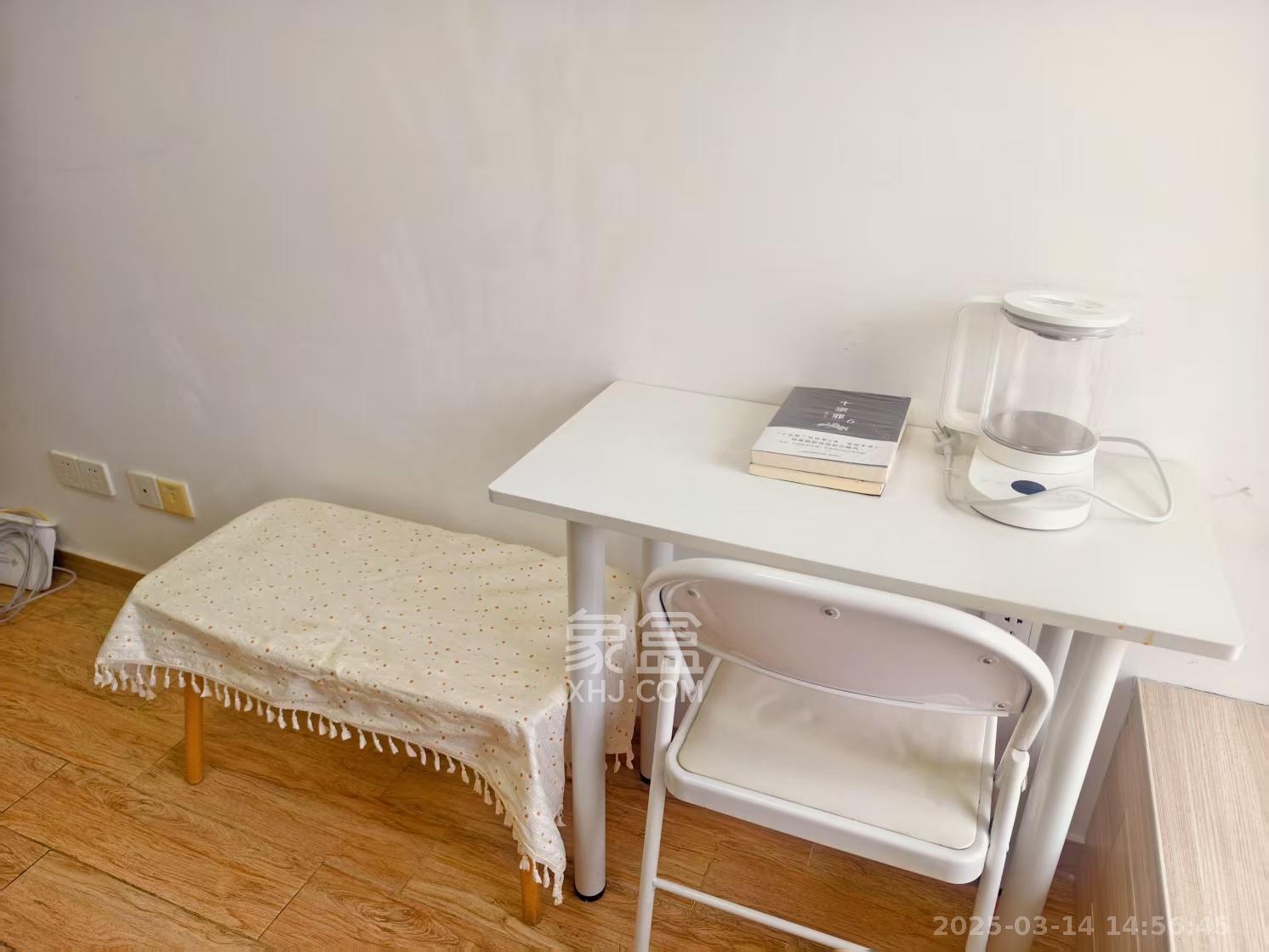 叠彩兰亭  1室1厅1卫    1360.0元/月室内图