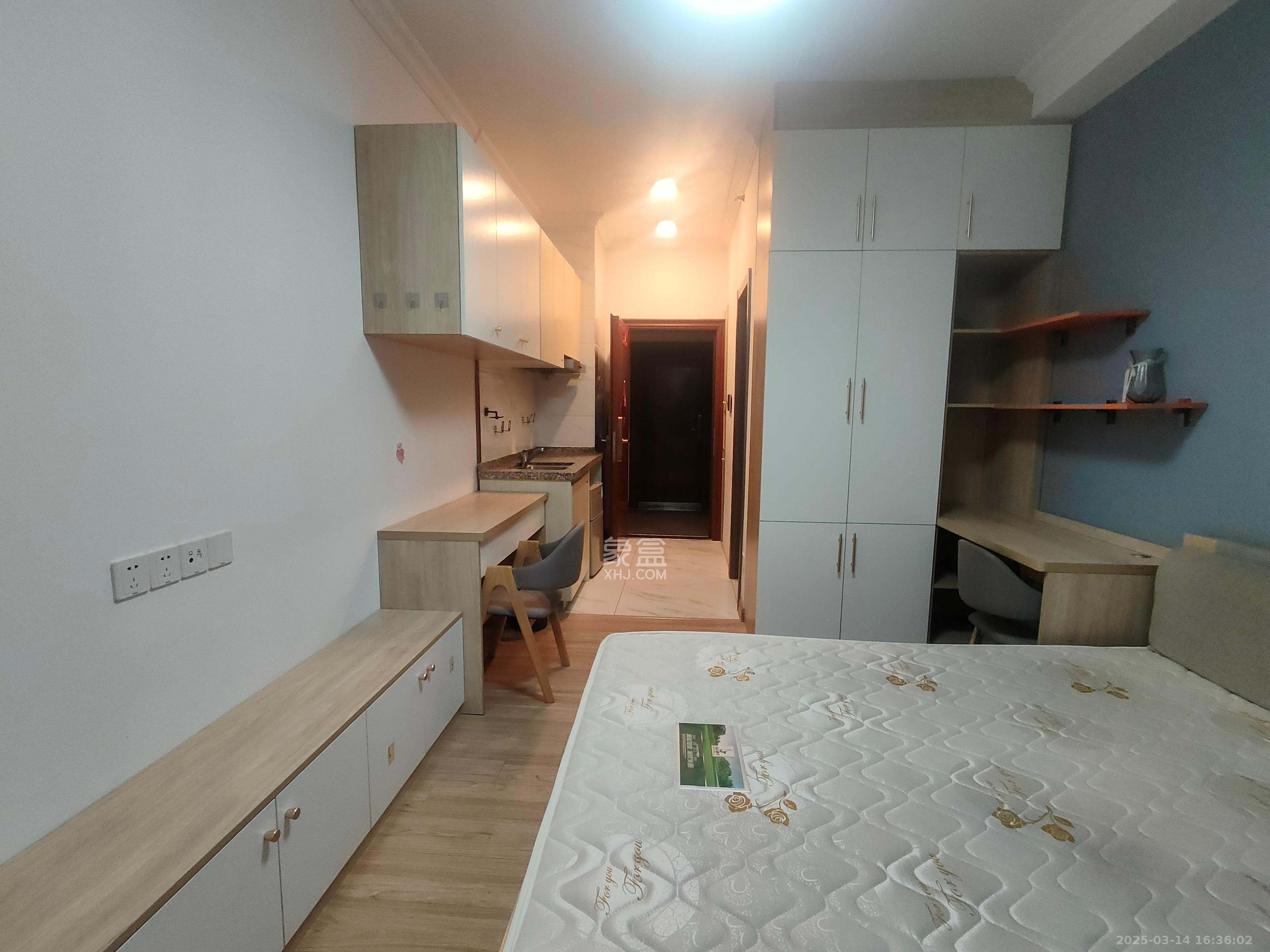 碧桂园星荟  1室1厅1卫    1200.0元/月 碧桂园星荟  1室1厅1卫    1200.0元/月室内图1