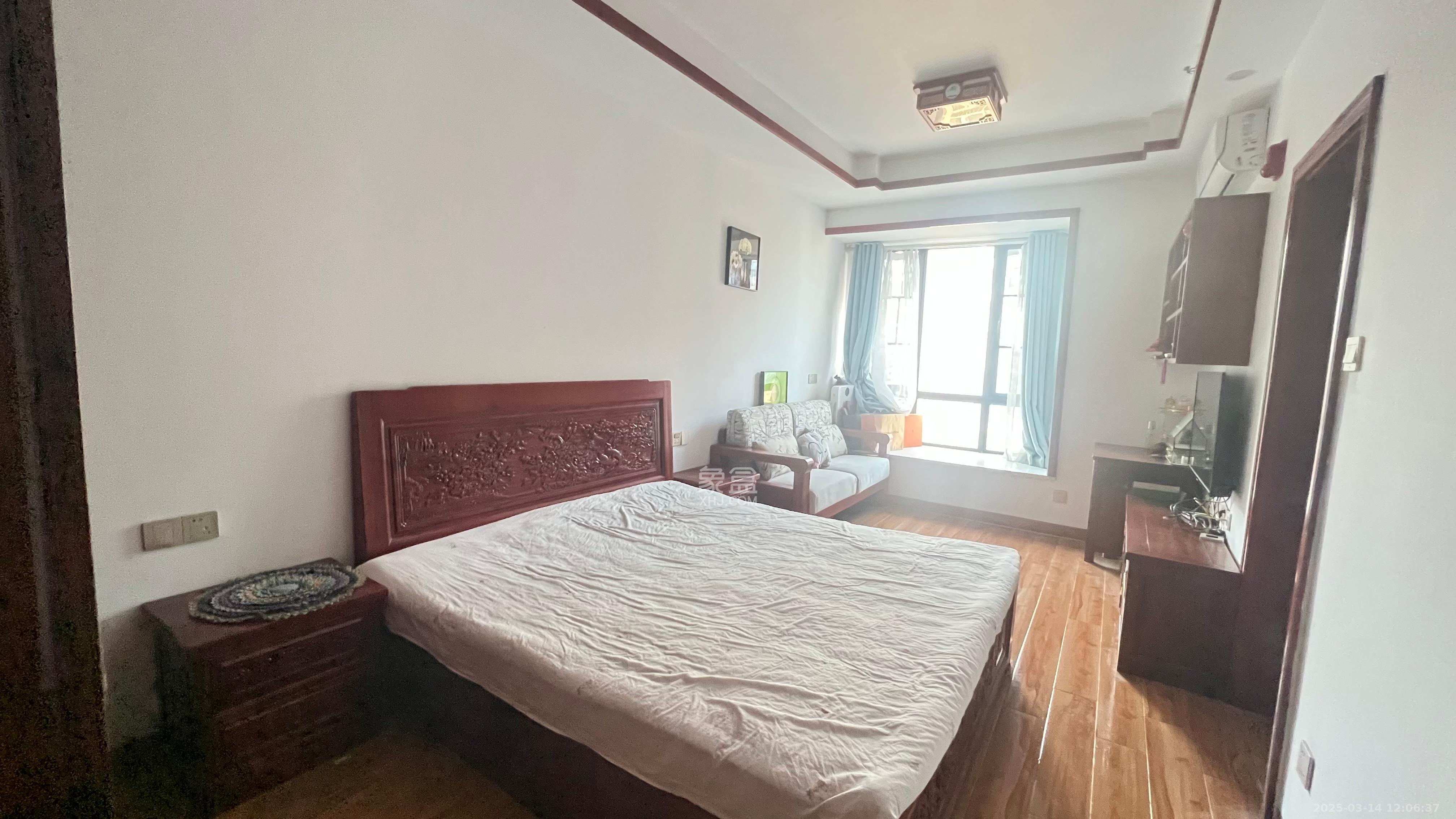 荣悦台  1室1厅1卫    2800.0元/月 荣悦台  1室1厅1卫    2800.0元/月室内图